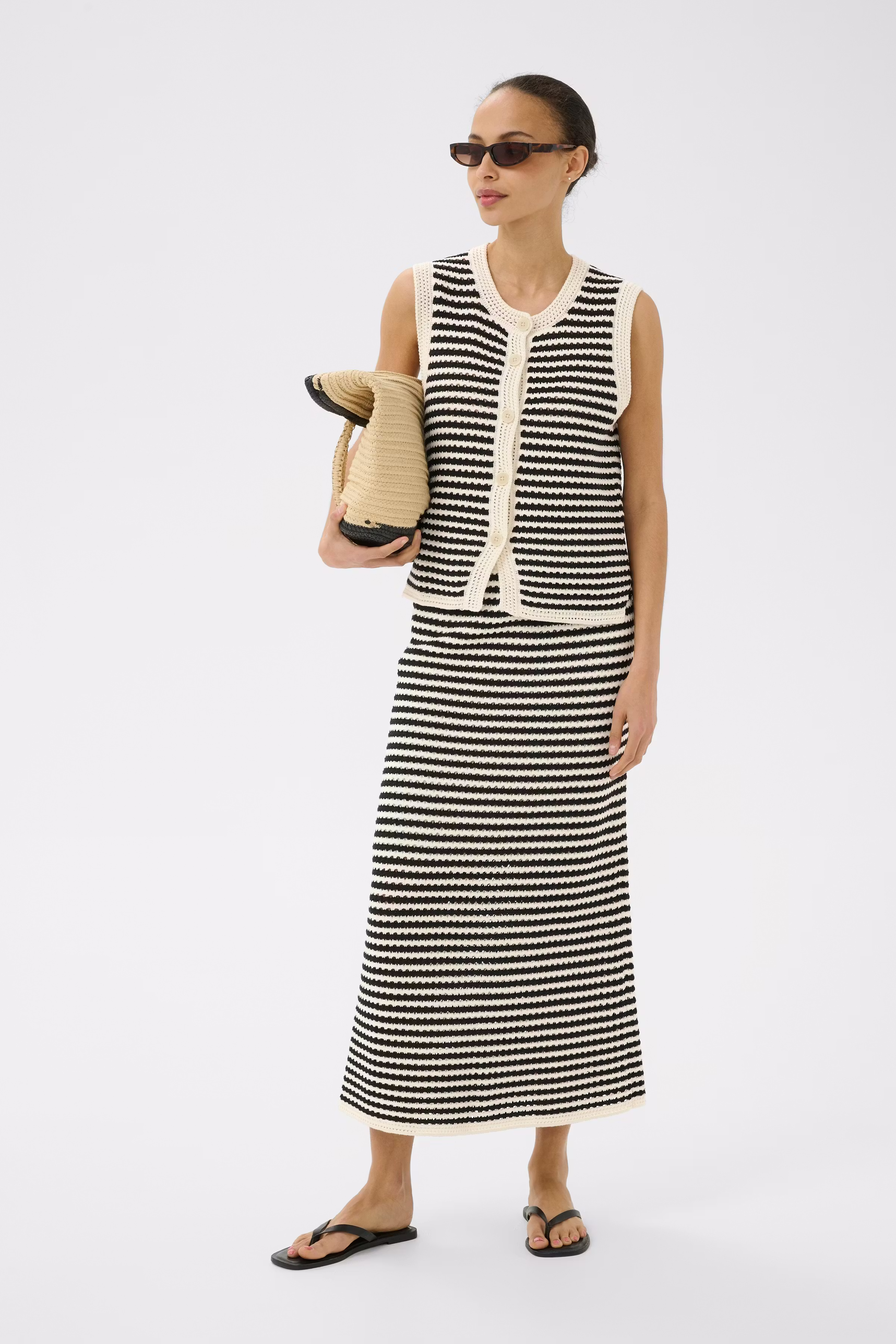 BerdyPW Skirt LOOKBOOK FRONT 30310580-304965