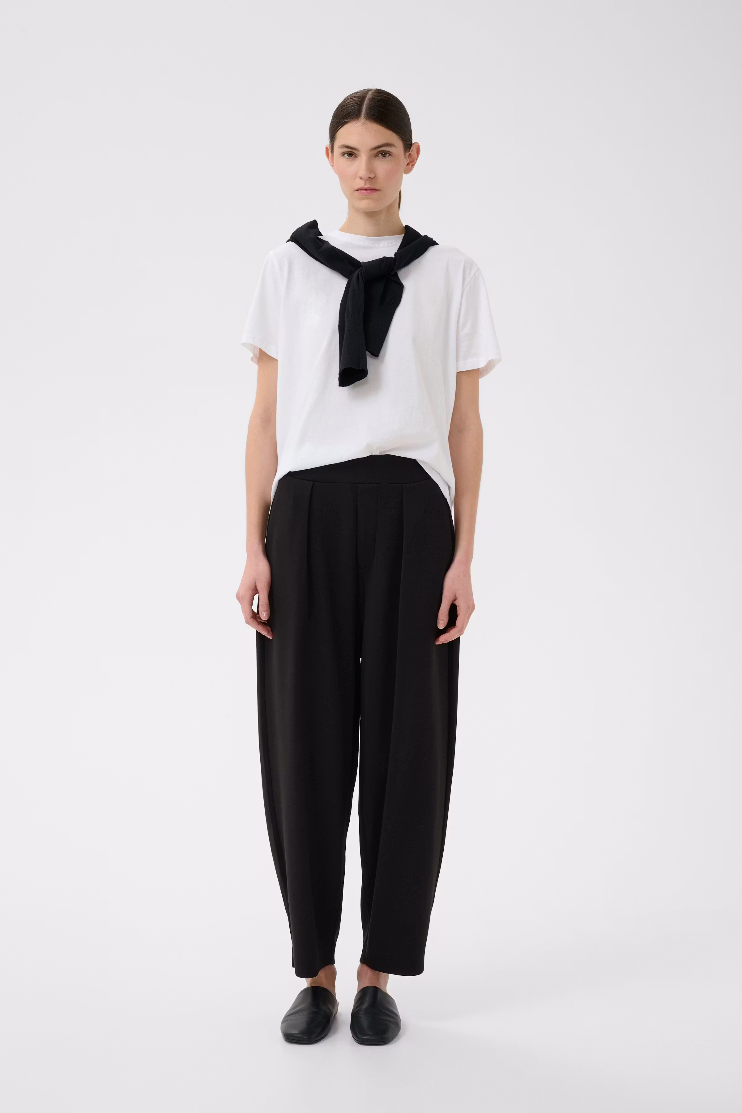 PannieIW Hose LOOKBOOK FRONT 30109192-194008