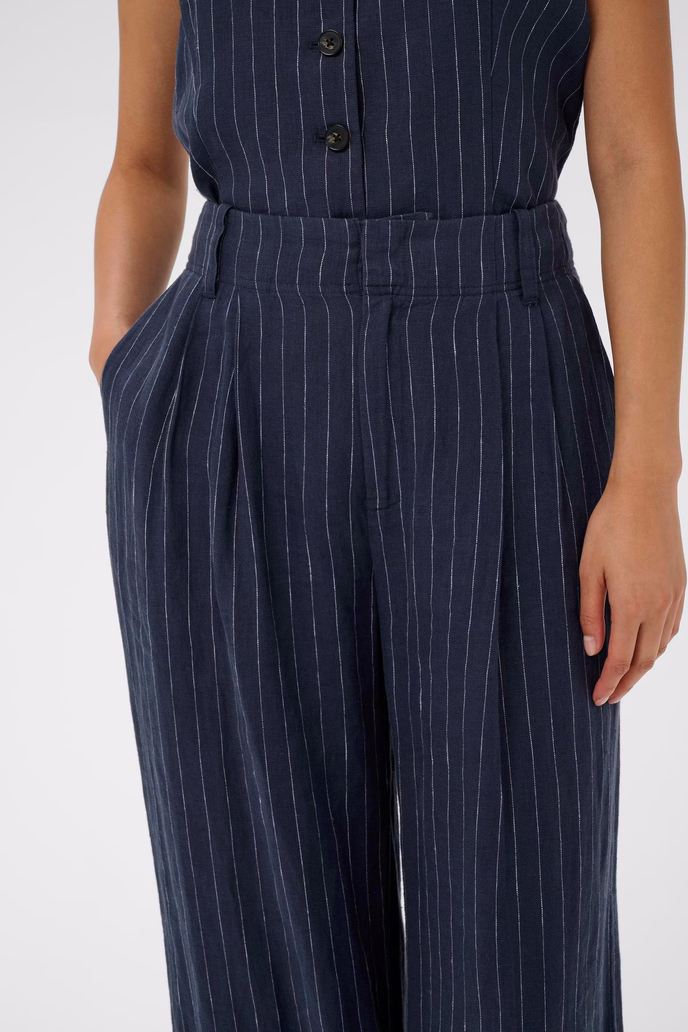 AliyaPW Hose LOOKBOOK DETAIL 30310443-304797