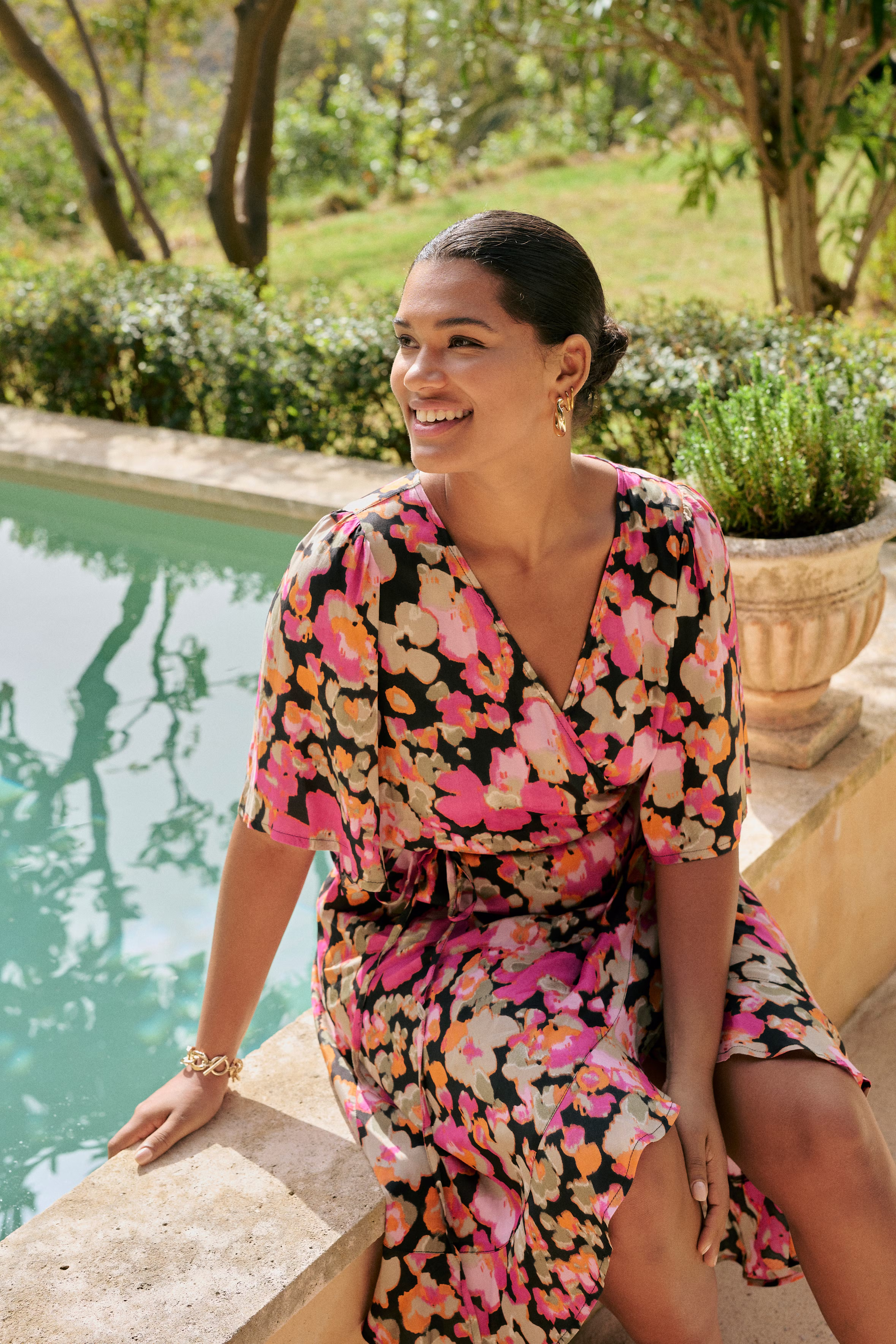 KApollie Dress LOCATION NONE 10508550-105741