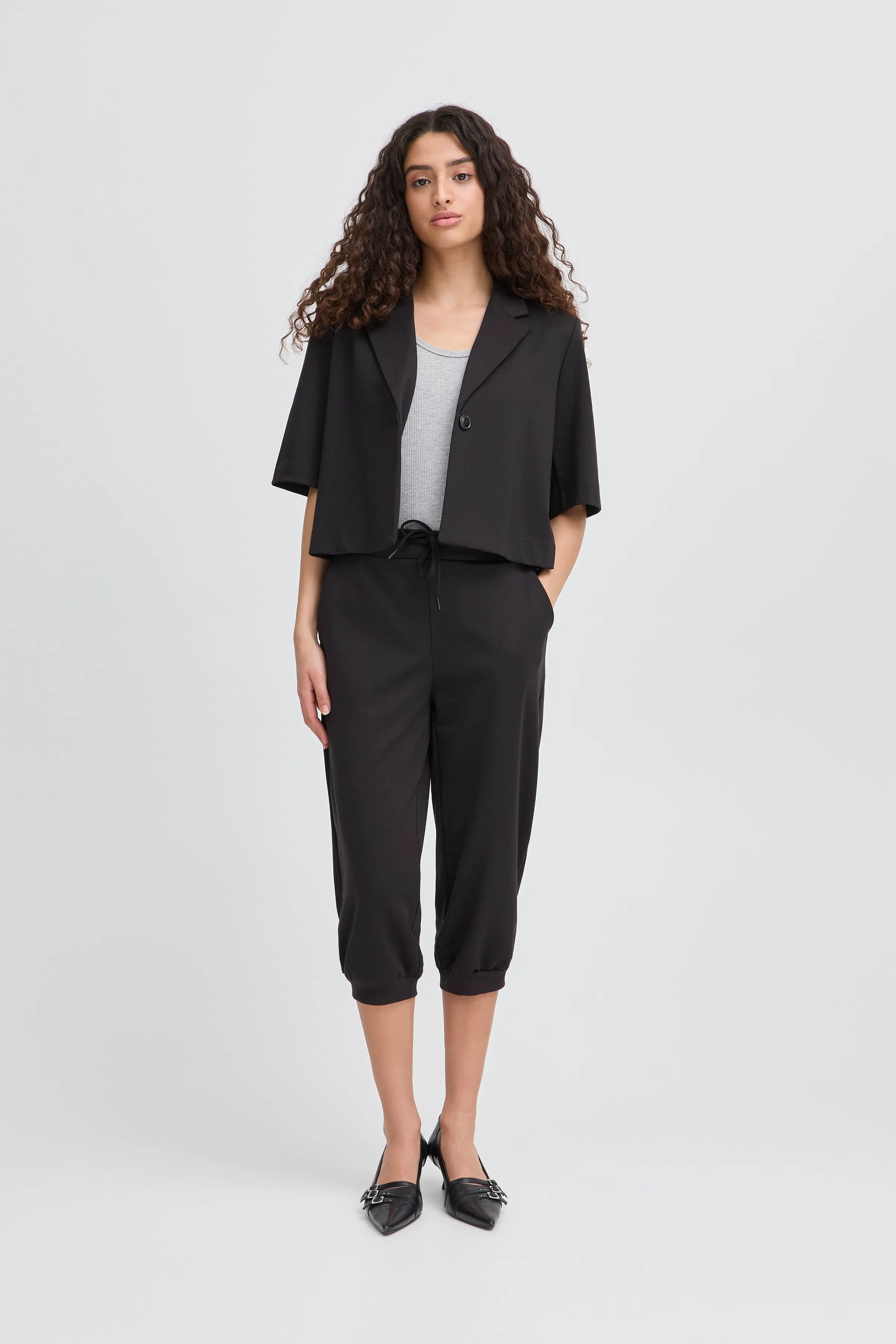 IHKATE Capri bukser LOOKBOOK FRONT 20123601-194008