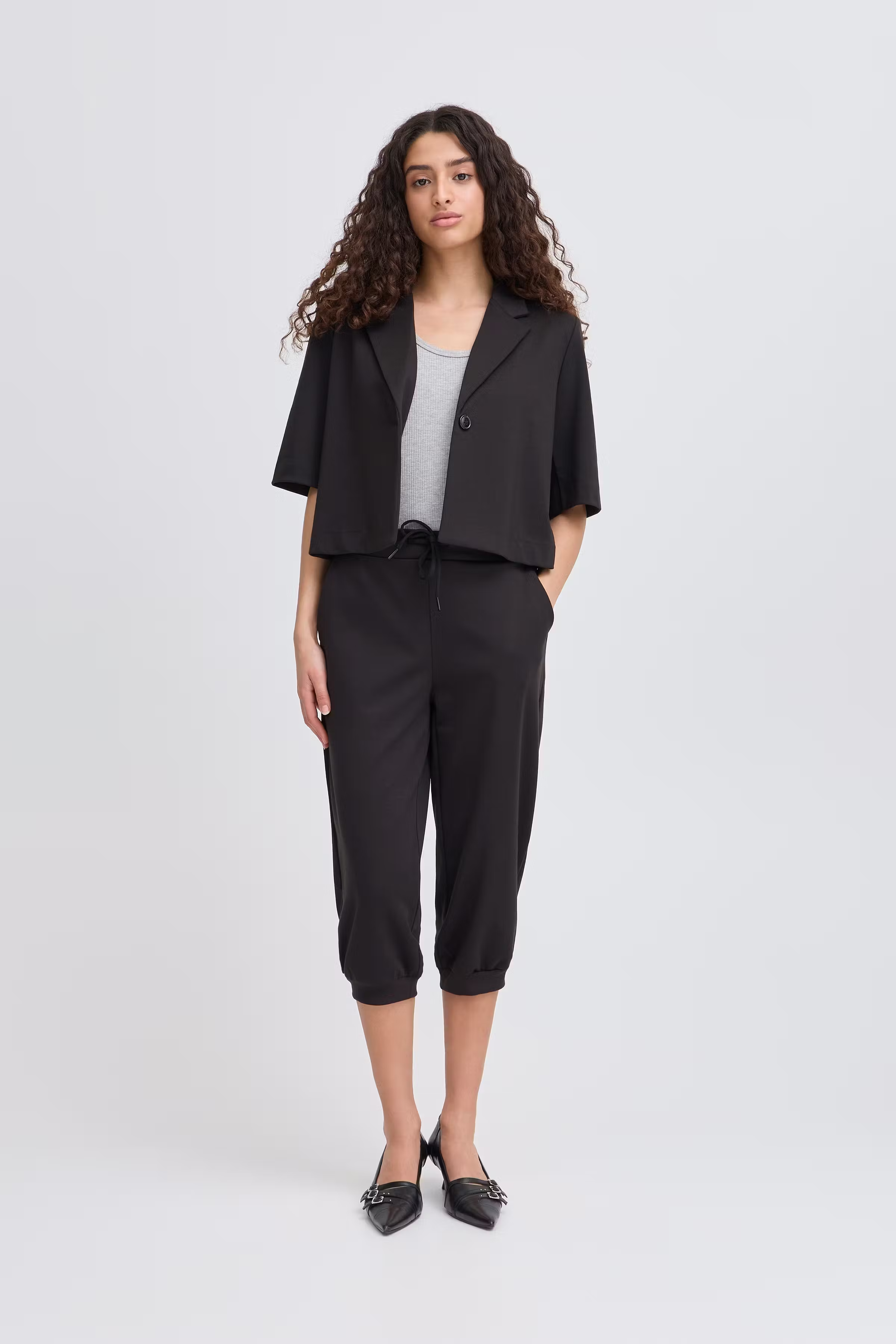 IHKATE Capri bukser LOOKBOOK FRONT 20123601-194008