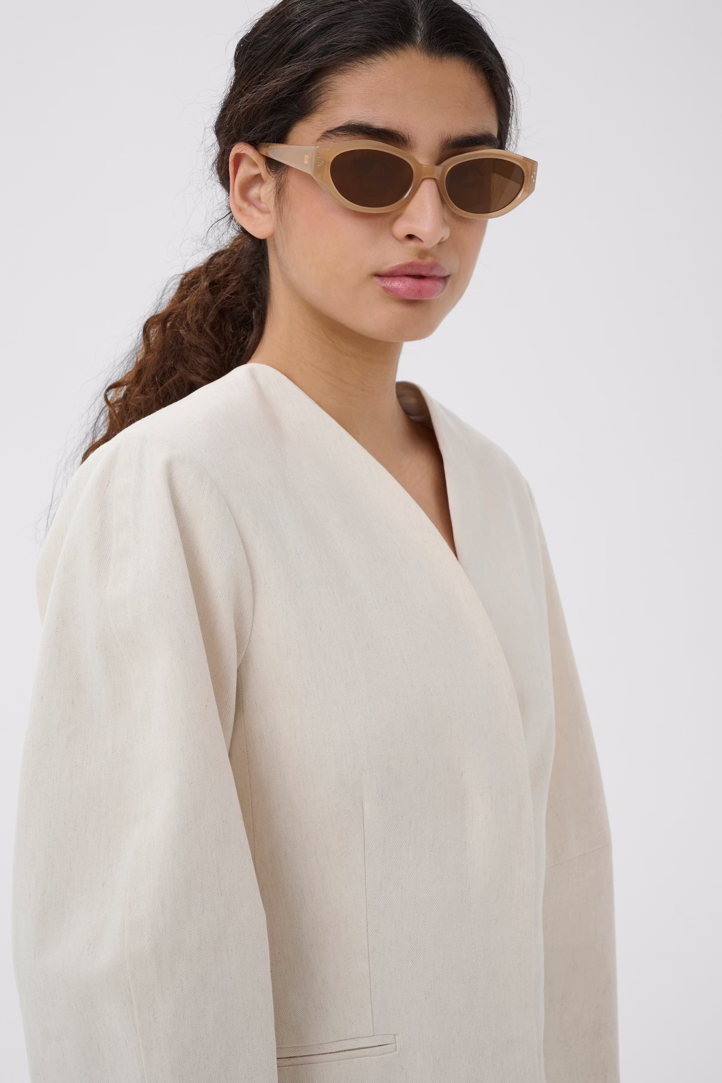 BILLIEIW Sunglasses LOOKBOOK DETAIL 30112313-141307