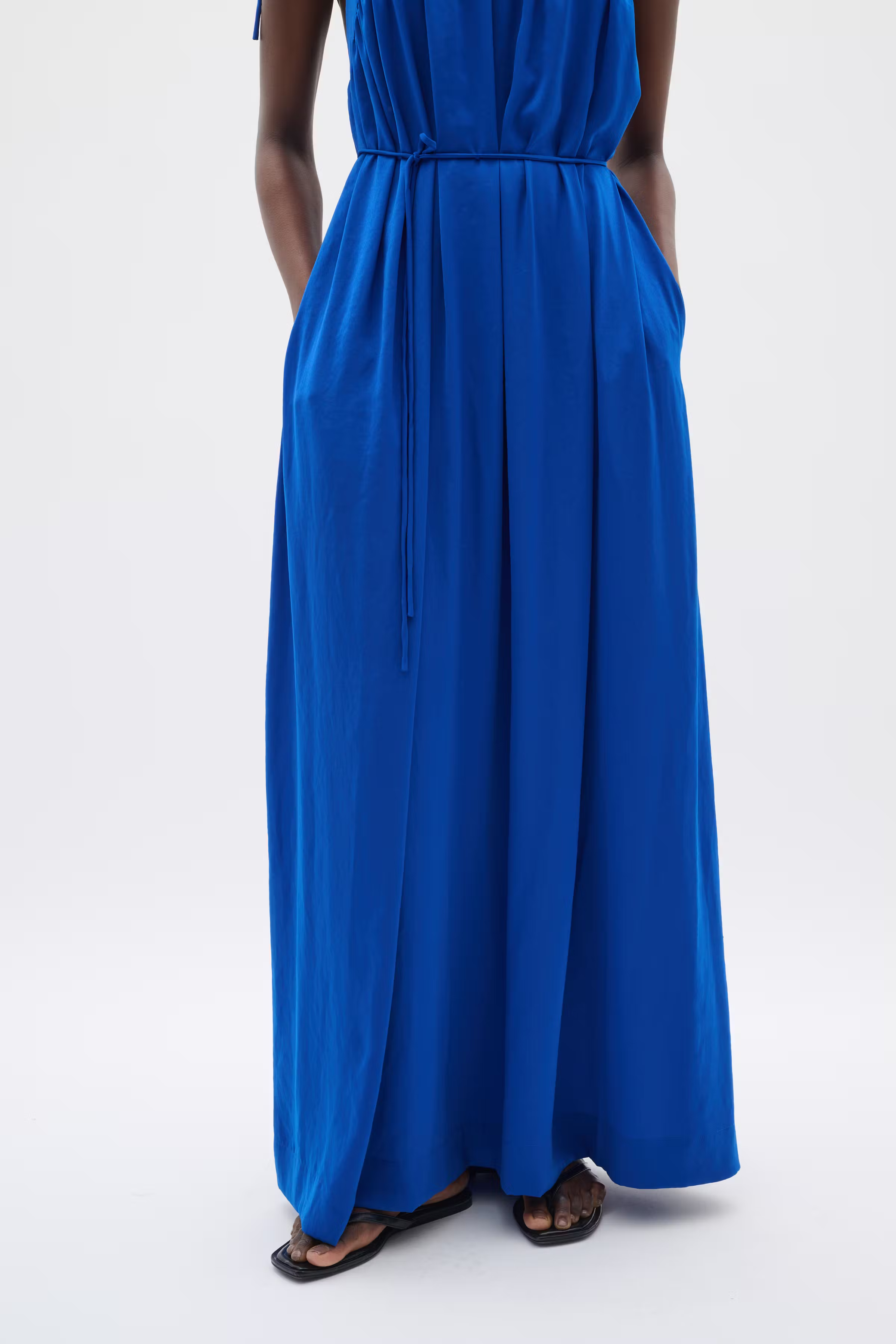 FutoIW Kleid LOOKBOOK DETAIL 30110804-193952