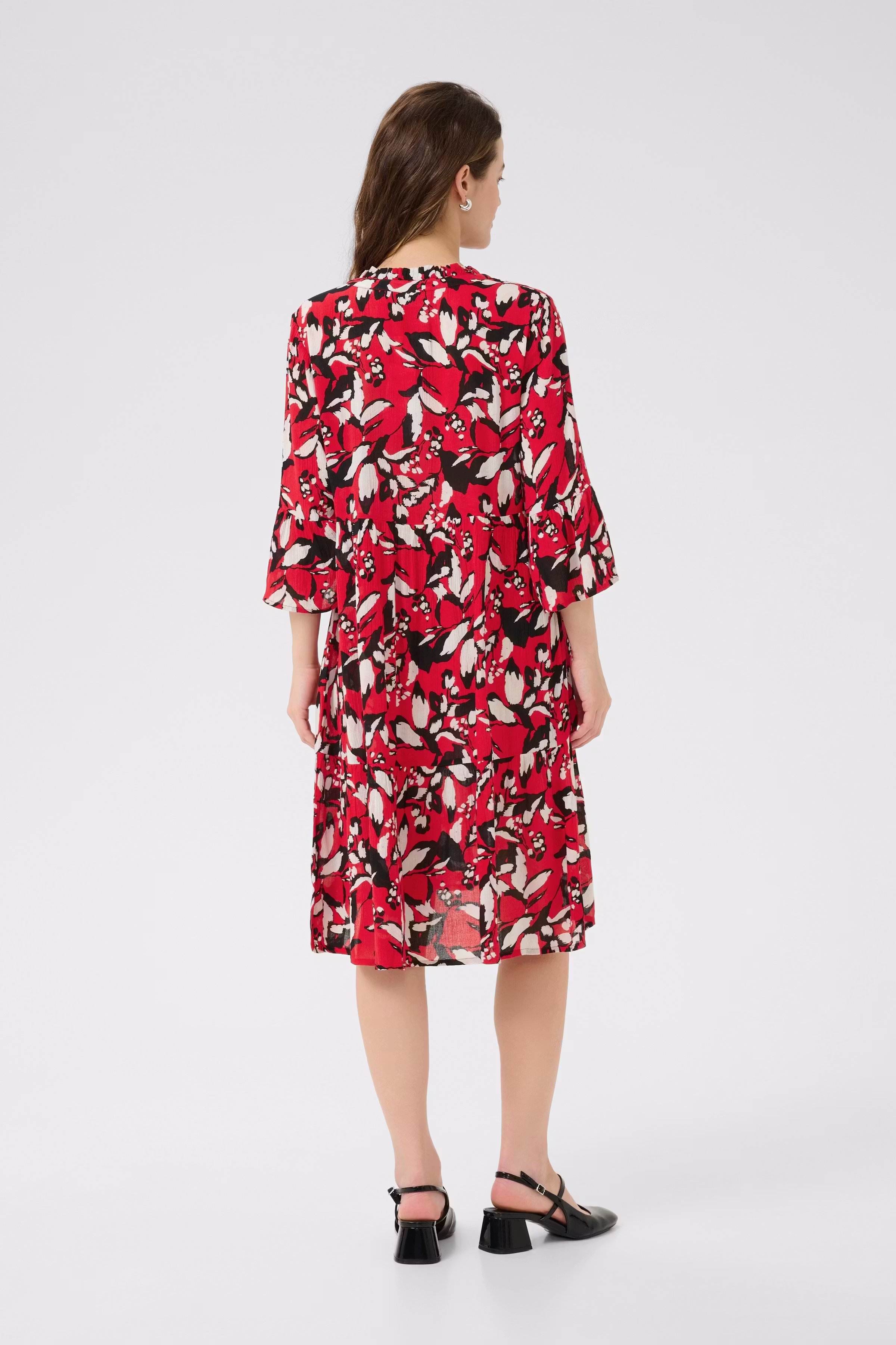 KAhera Kjole LOOKBOOK BACK 10508259-107956