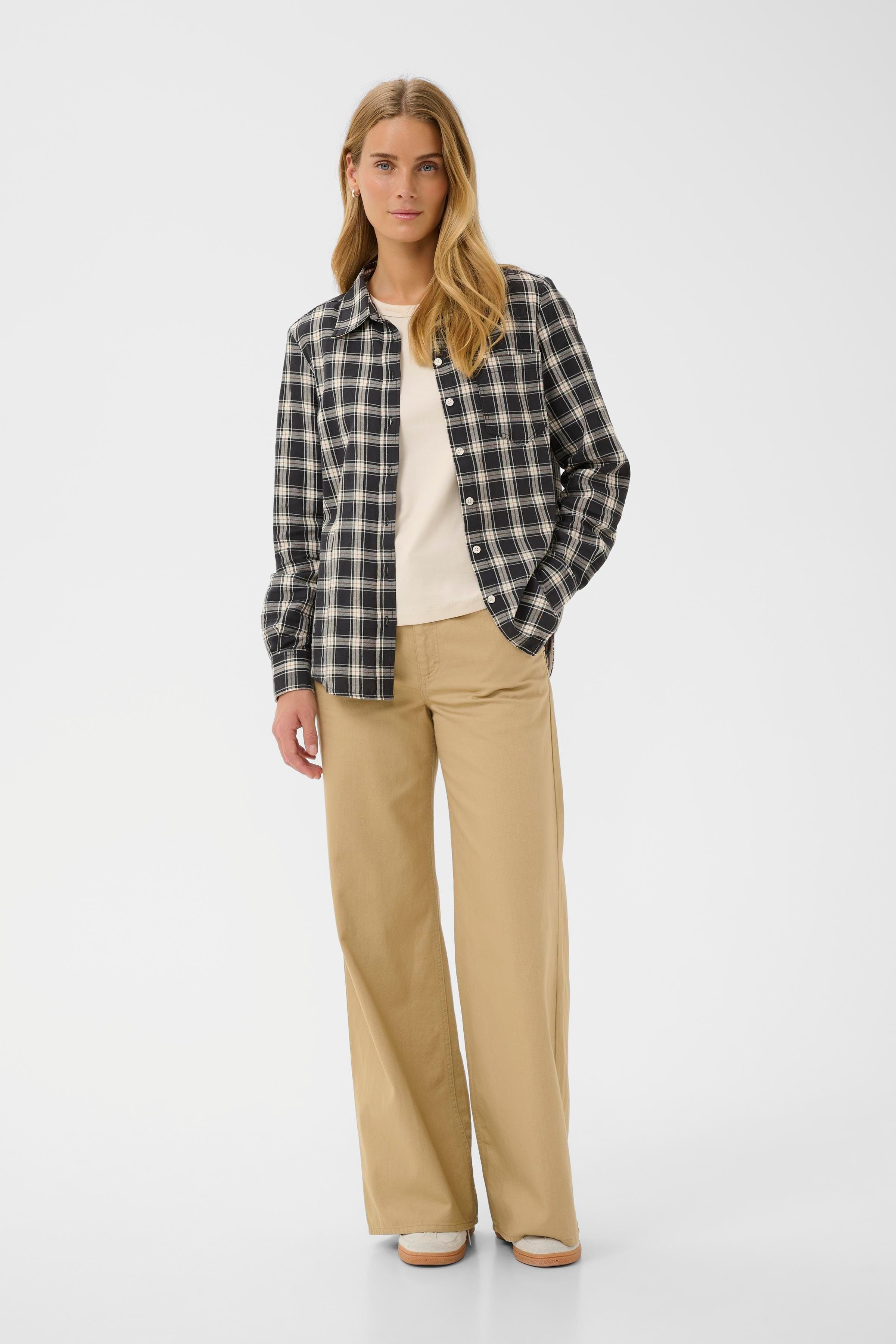YanaPW Skjorta LOOKBOOK FRONT 30310281-304551