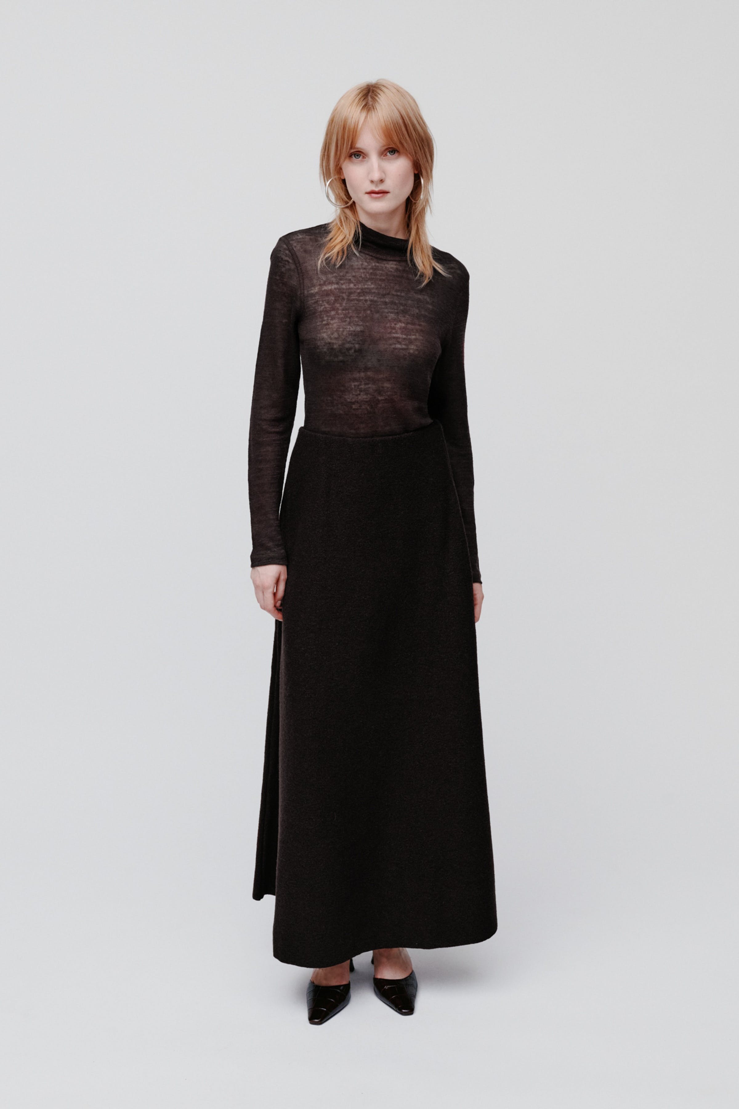 SABRINA Skirt LOOKBOOK FRONT 30600650-BK999