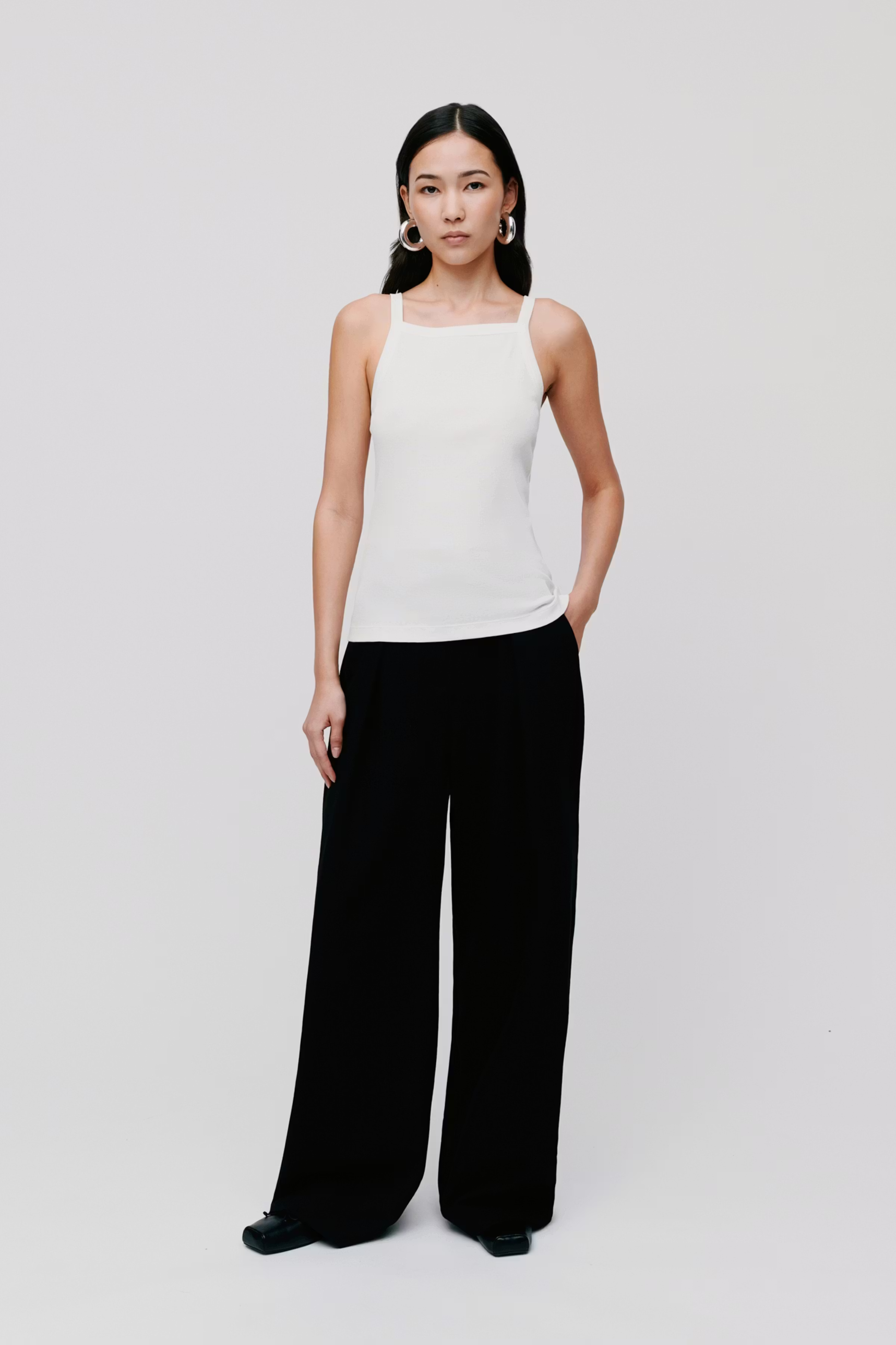 KLARA TOP LOOKBOOK FRONT 30600548-WH001