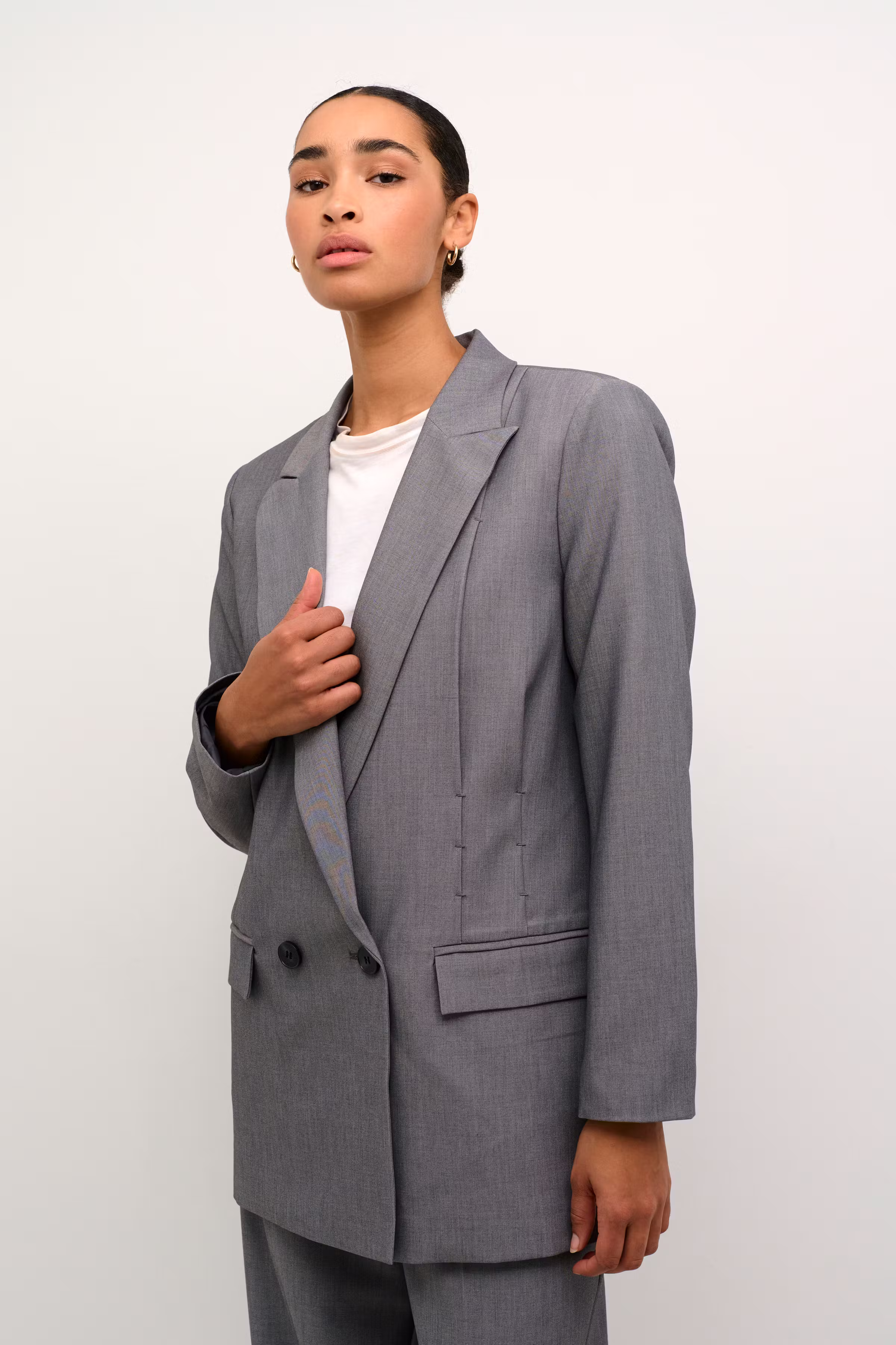 KArey Blazer LOCATION NONE 10509189-100123