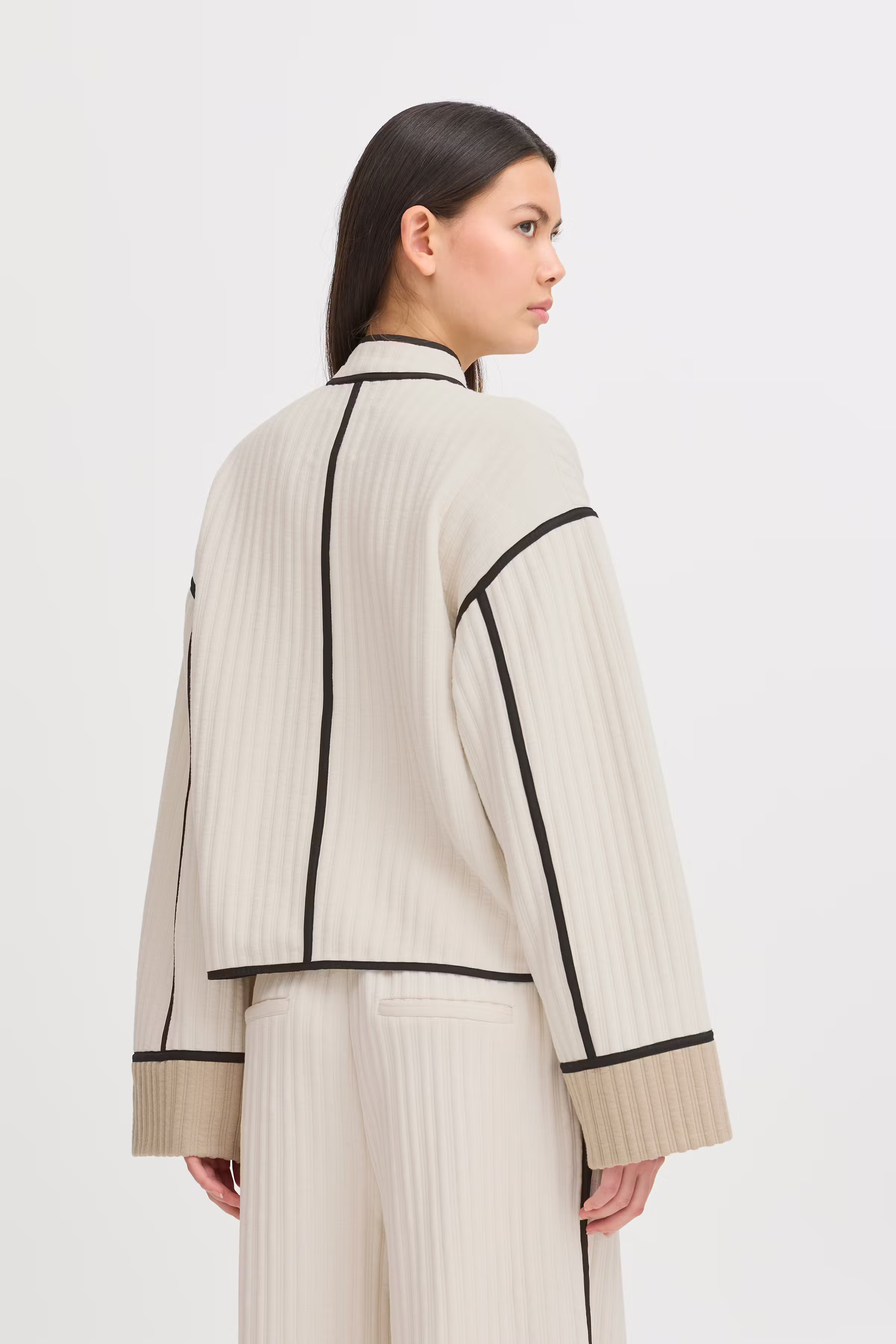 IHKATE Yttertøy LOOKBOOK BACK 20122547-124301