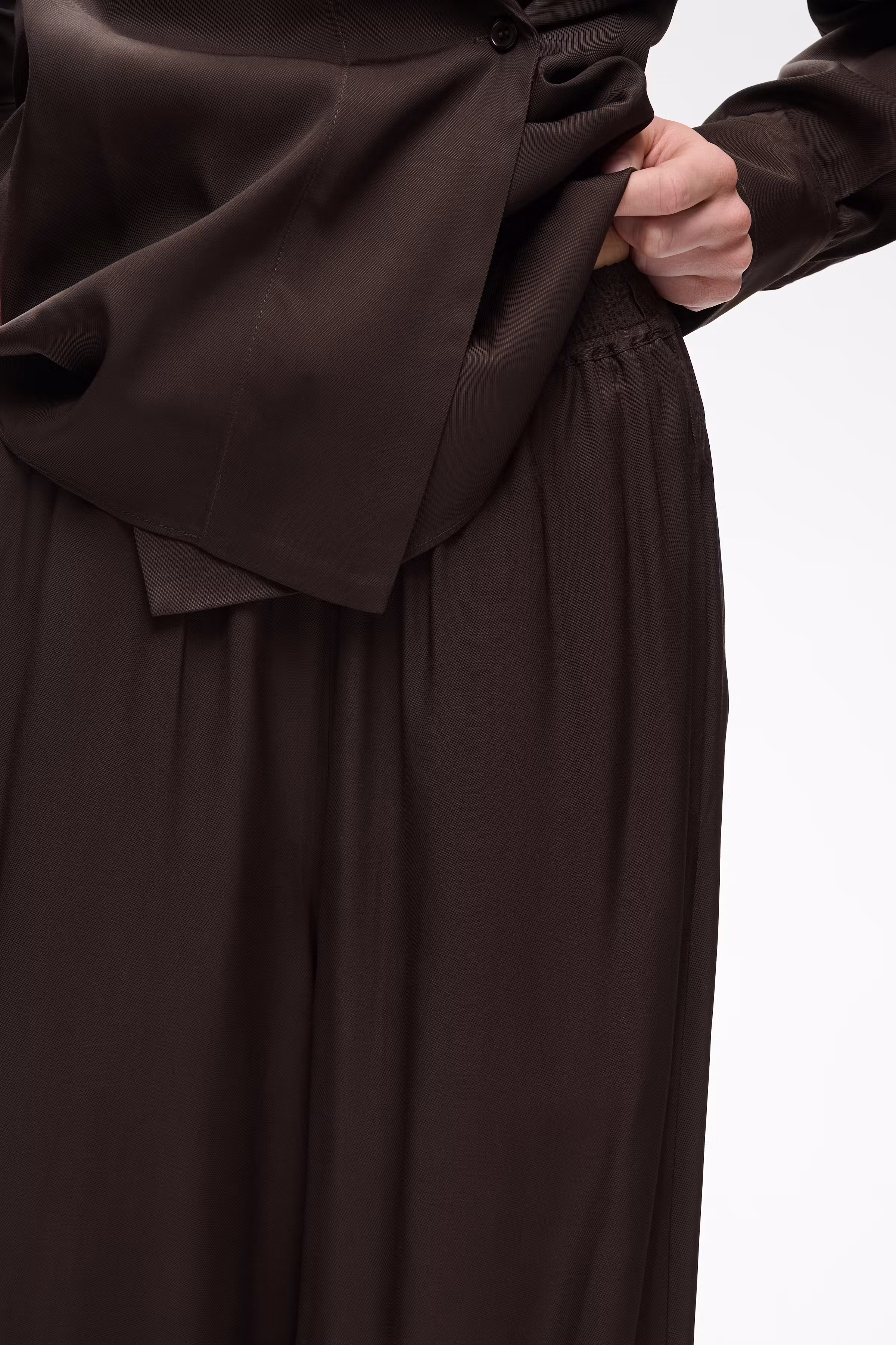 MERYLIW Byxor LOOKBOOK DETAIL 30112843-191109