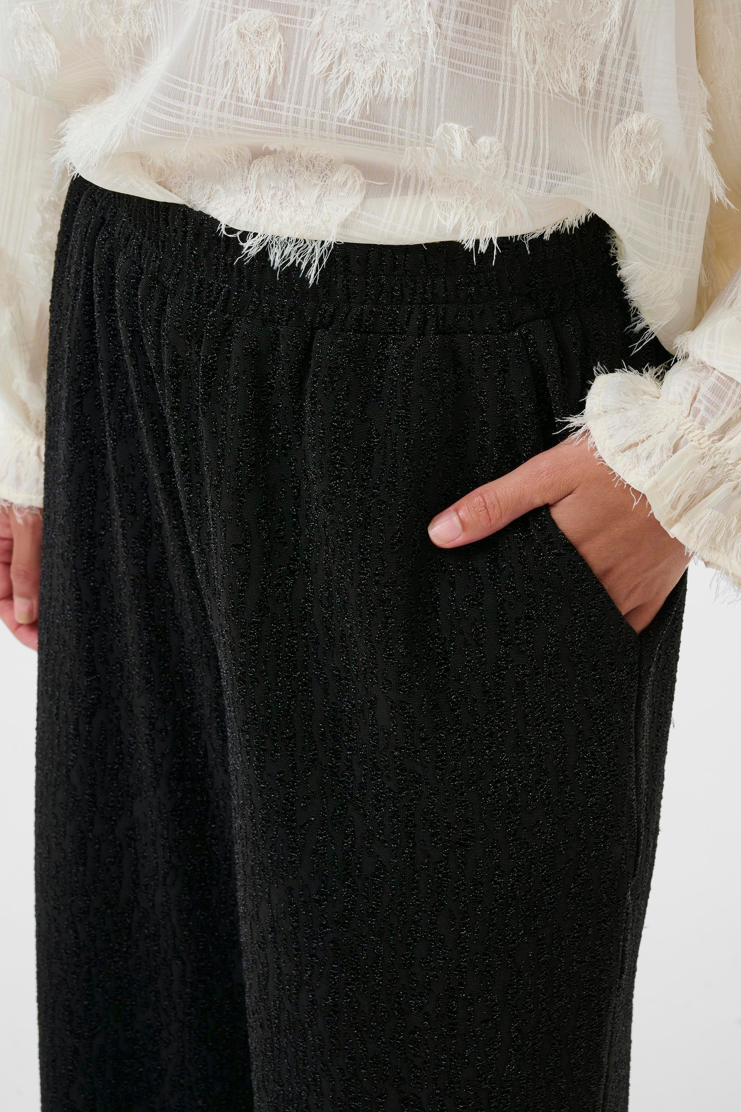 CUakari Glitter trousers LOOKBOOK DETAIL 50112558-500012