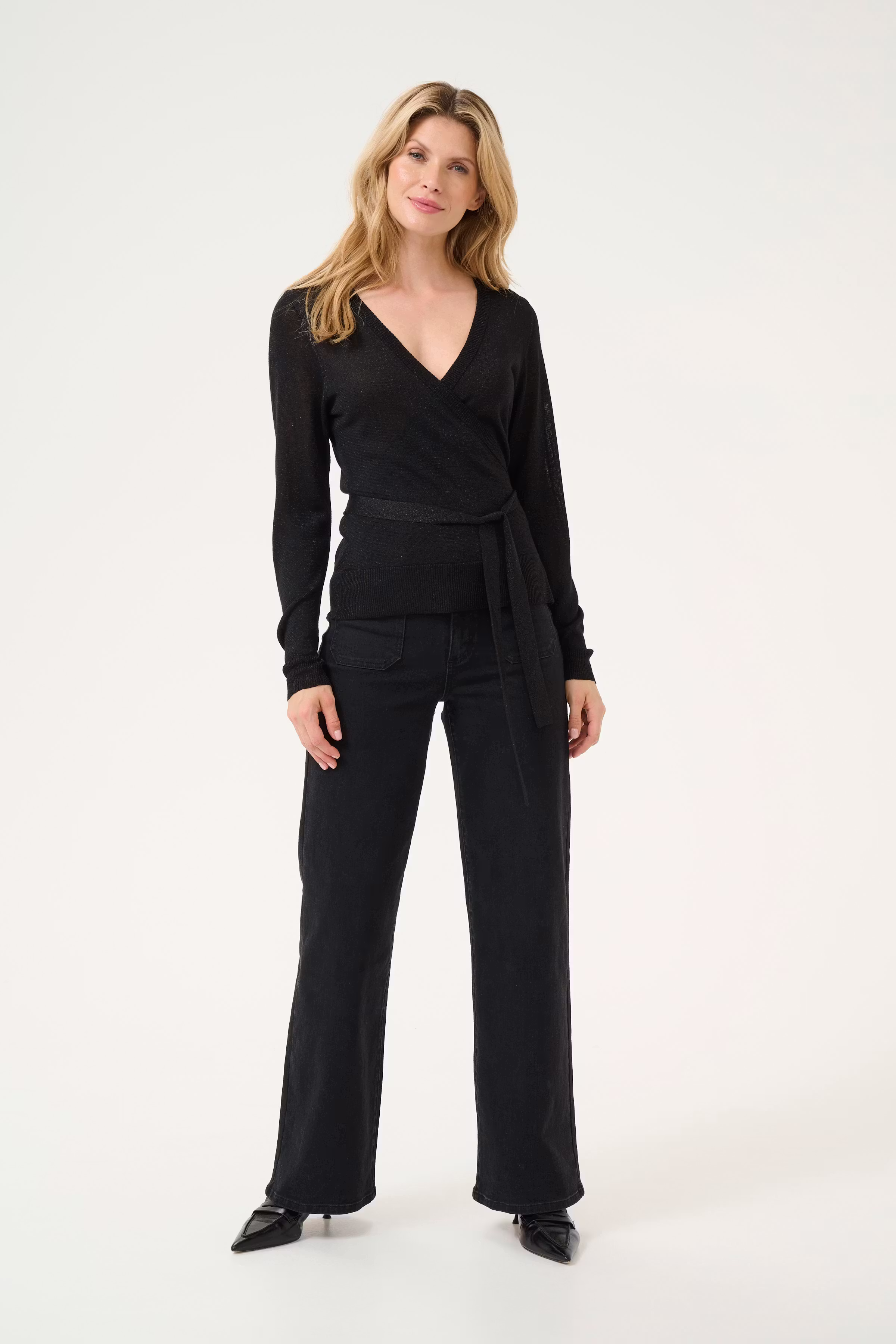 KAankra Glimmercardigan LOOKBOOK FRONT 10509742-100121