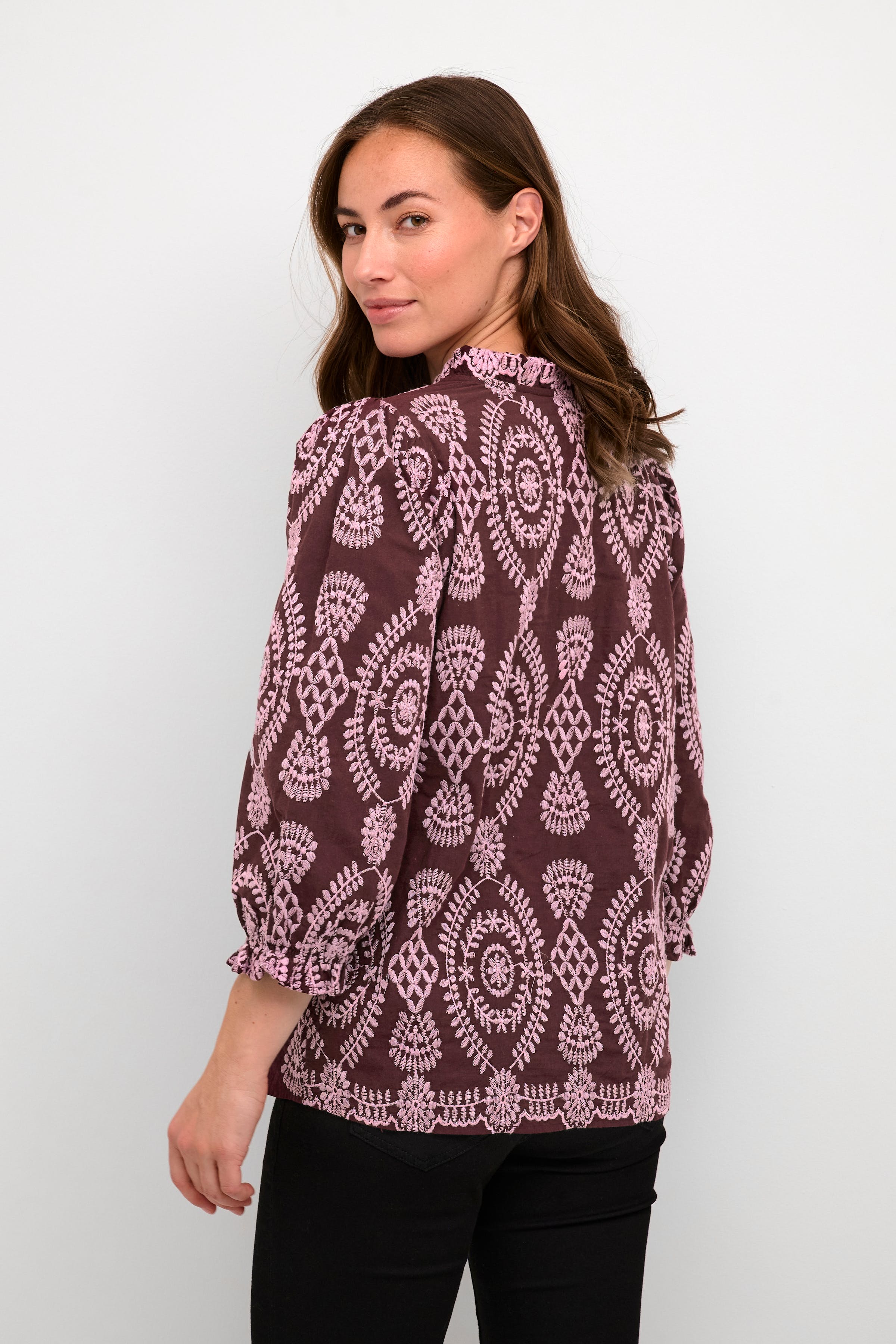 CUtia Blouse LOOKBOOK BACK 50109439-192118