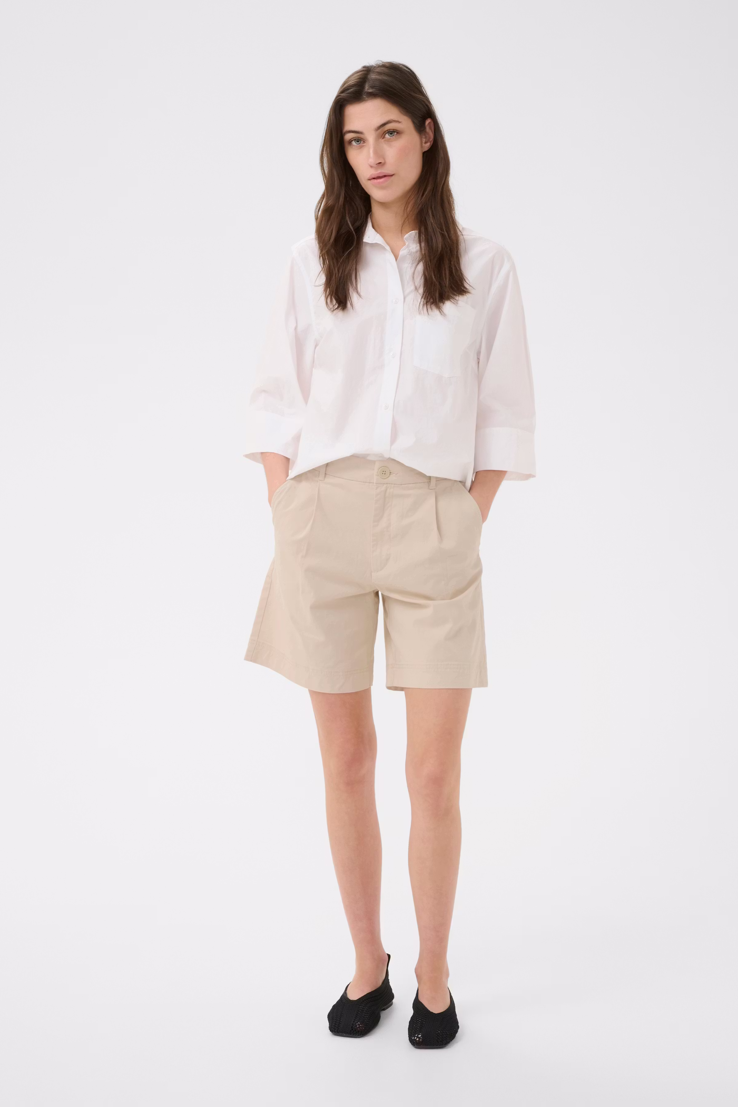 BonniPW Shorts LOOKBOOK FRONT 30310523-130400