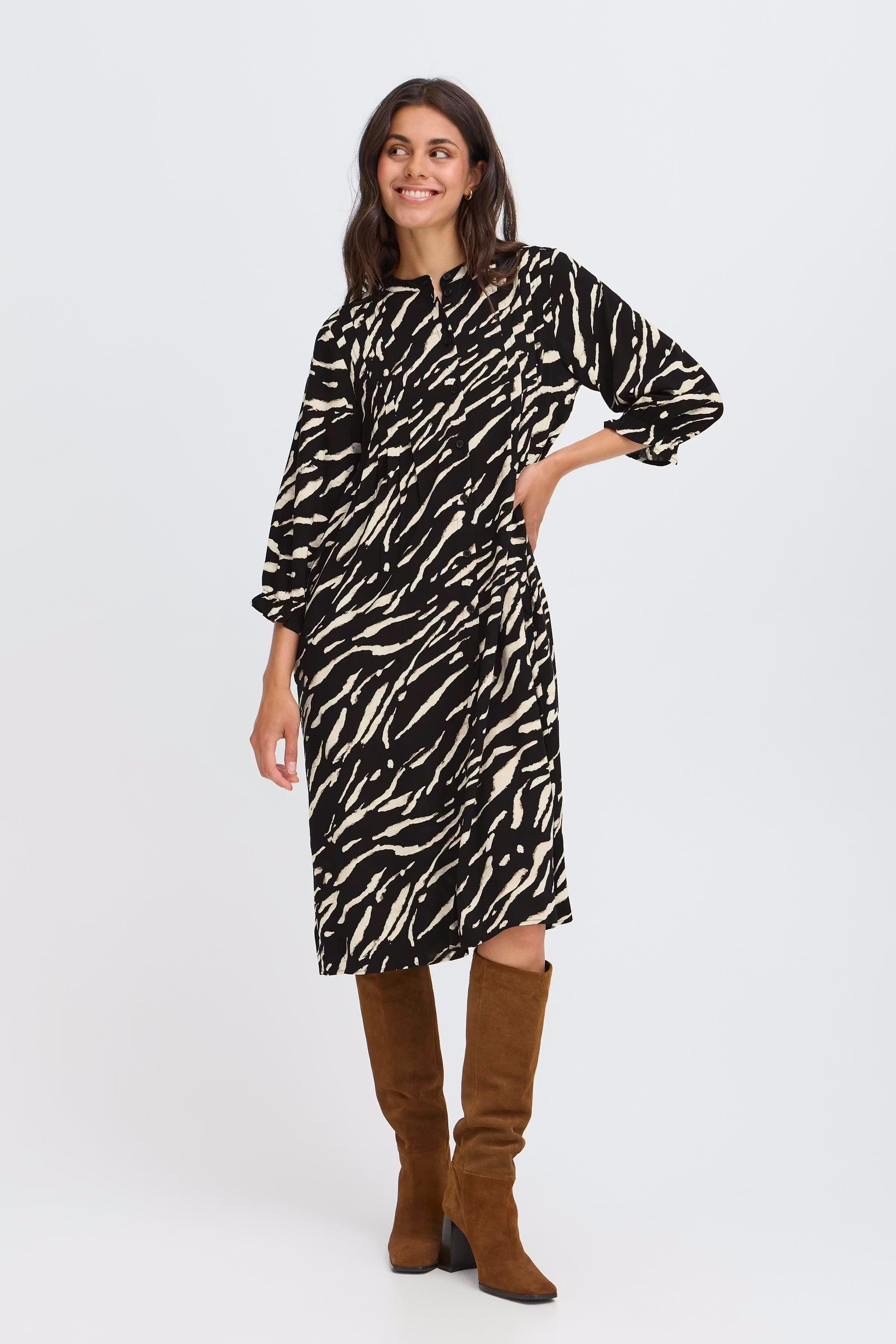 FRFLOWY Kjole LOOKBOOK FRONT 20614107-205126