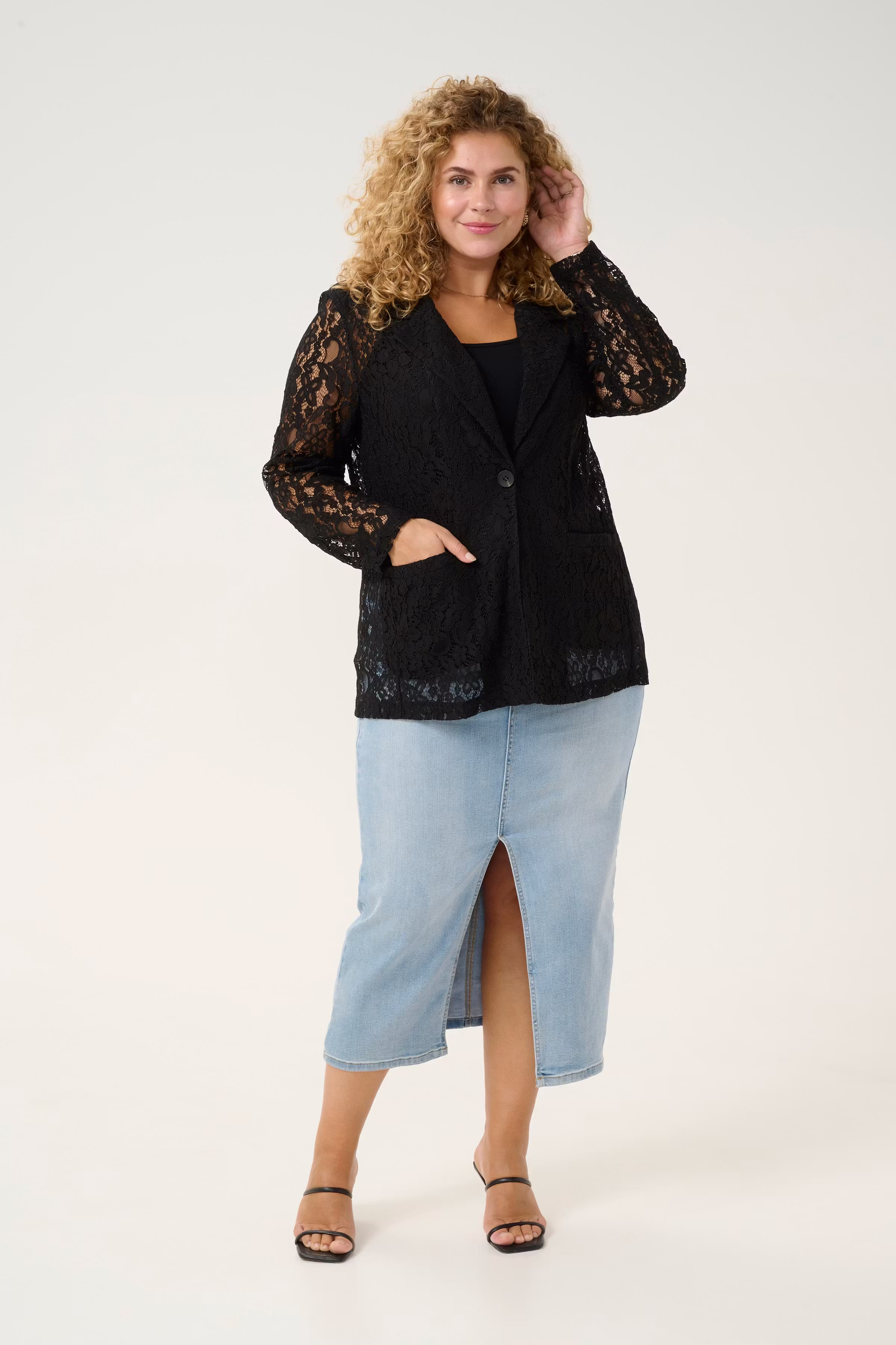 KClorani Blazer LOOKBOOK FRONT 10583218-100121