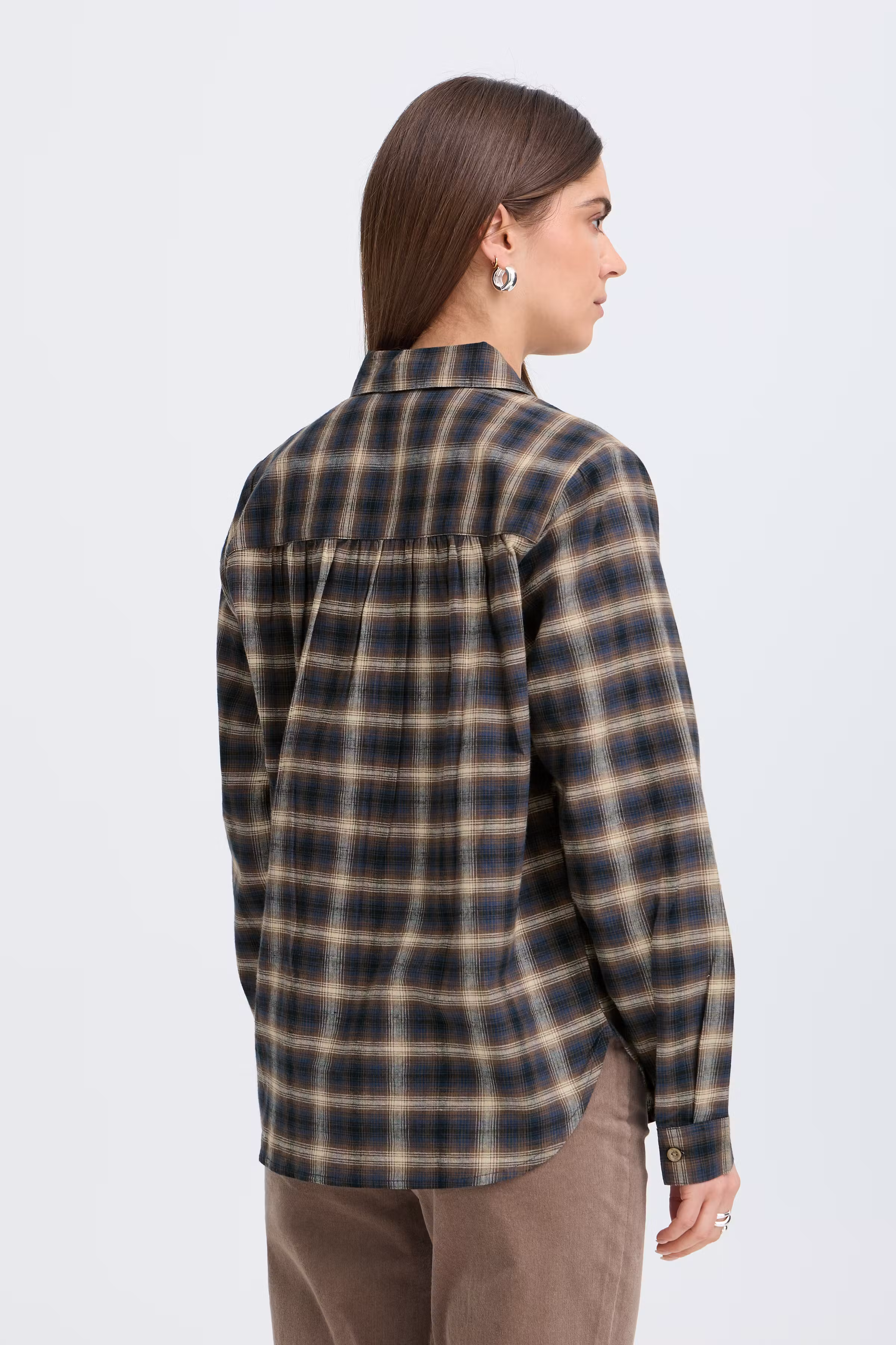 PZELVINA Shirt LOOKBOOK BACK 50210683-171028