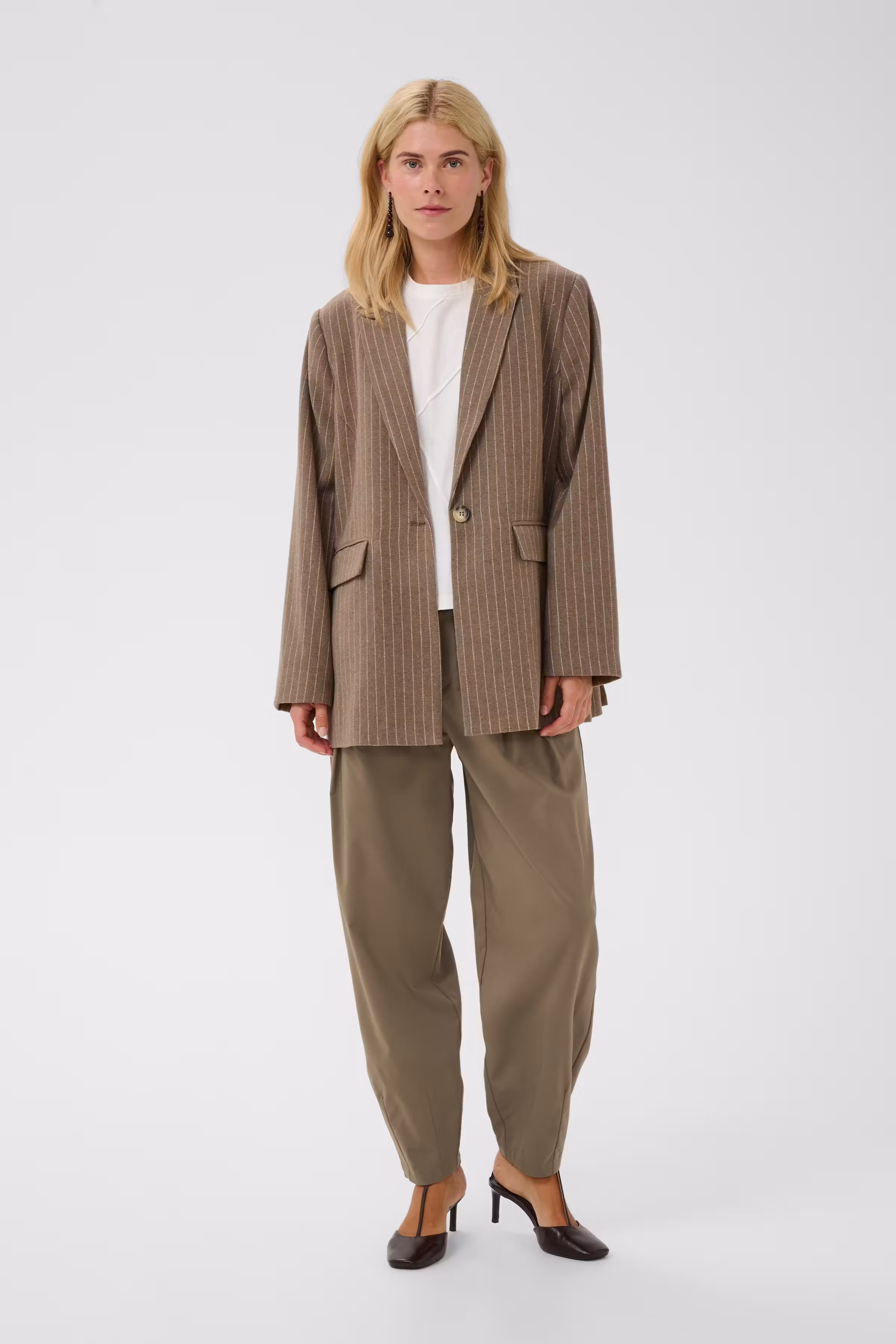 CUjamie Hose LOOKBOOK FRONT 50113568-181016