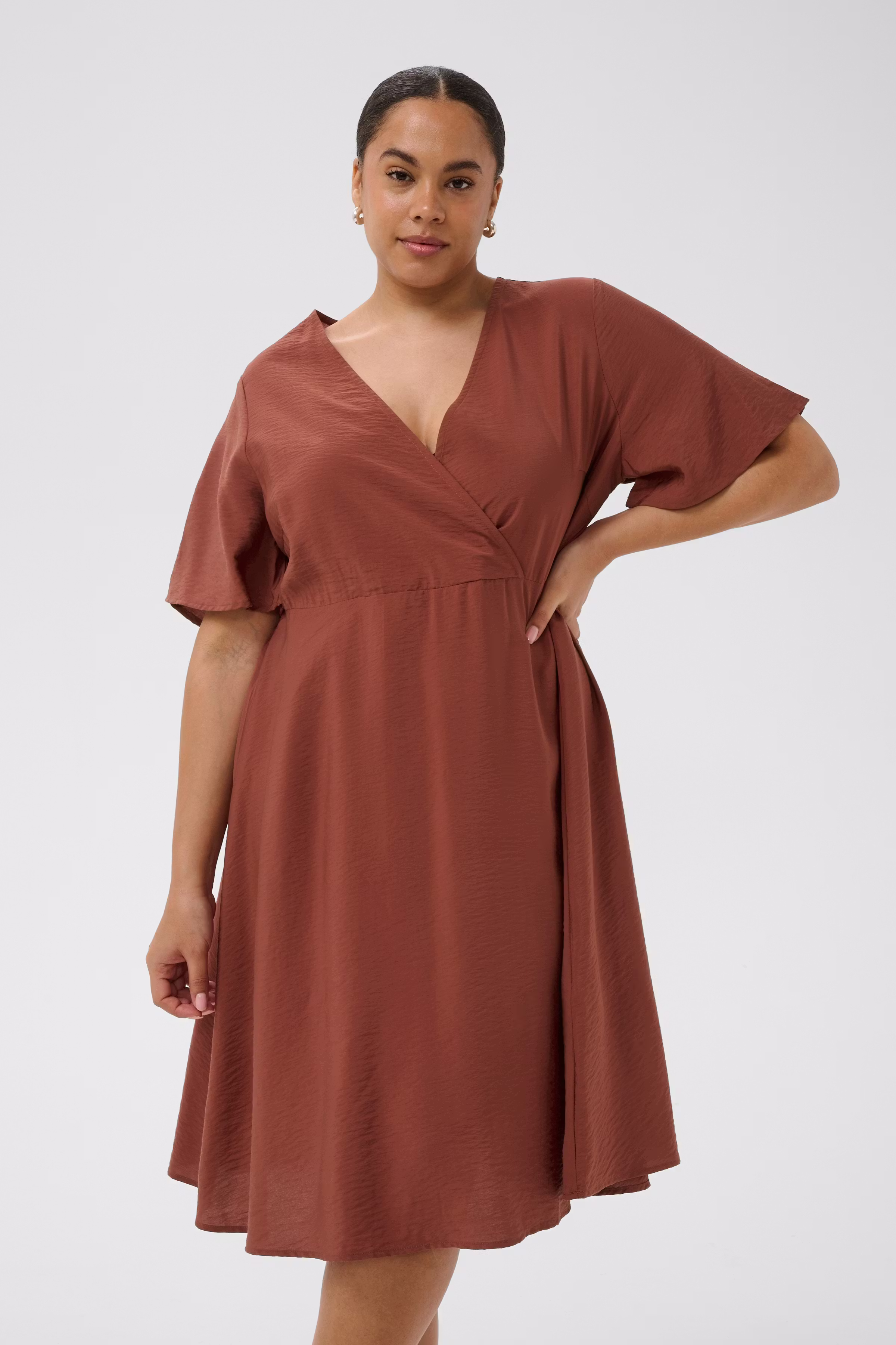 KCneela Kjole LOOKBOOK FRONT 10584136-191334