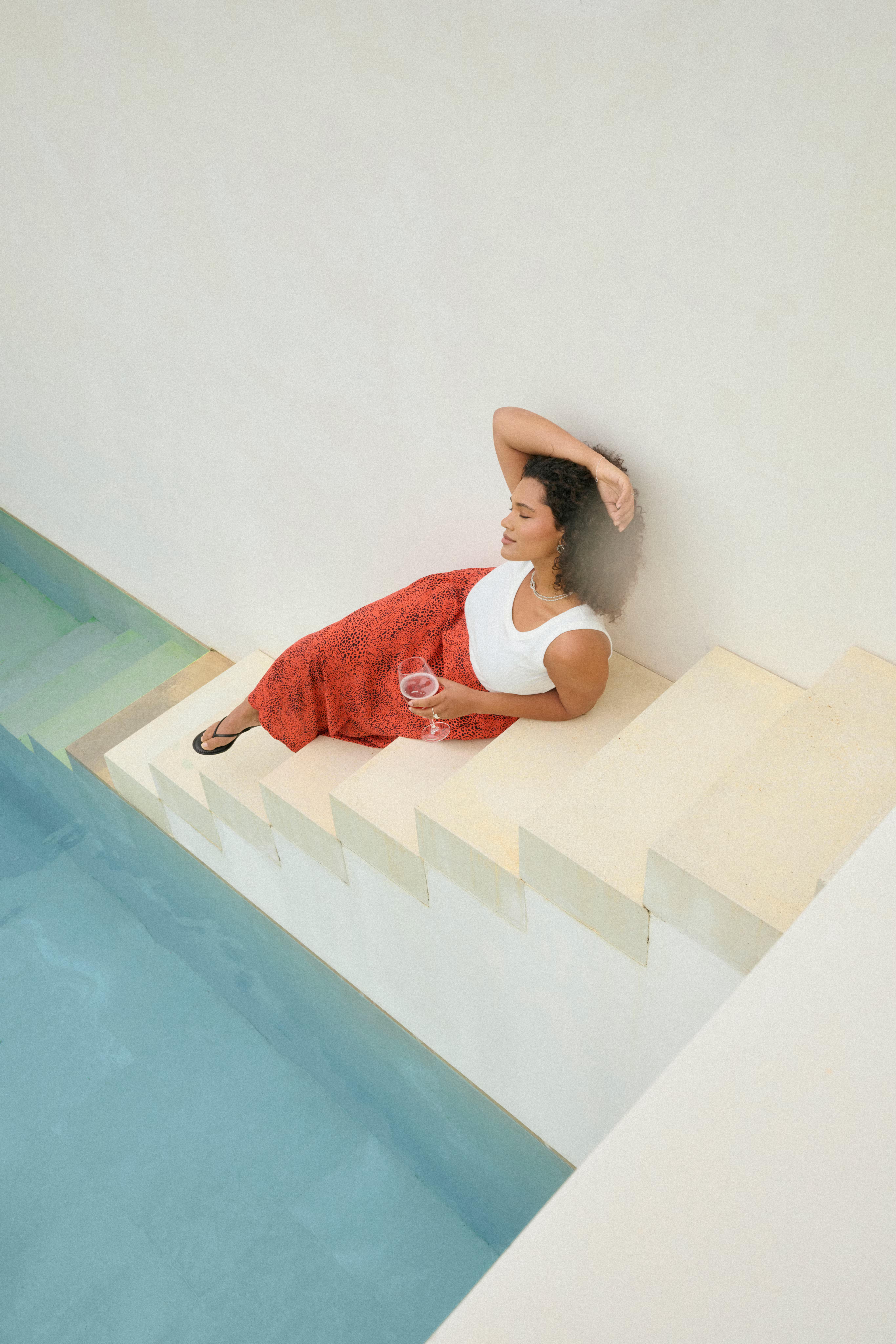 KCaliana Nederdel LOCATION NONE 10583152-107428