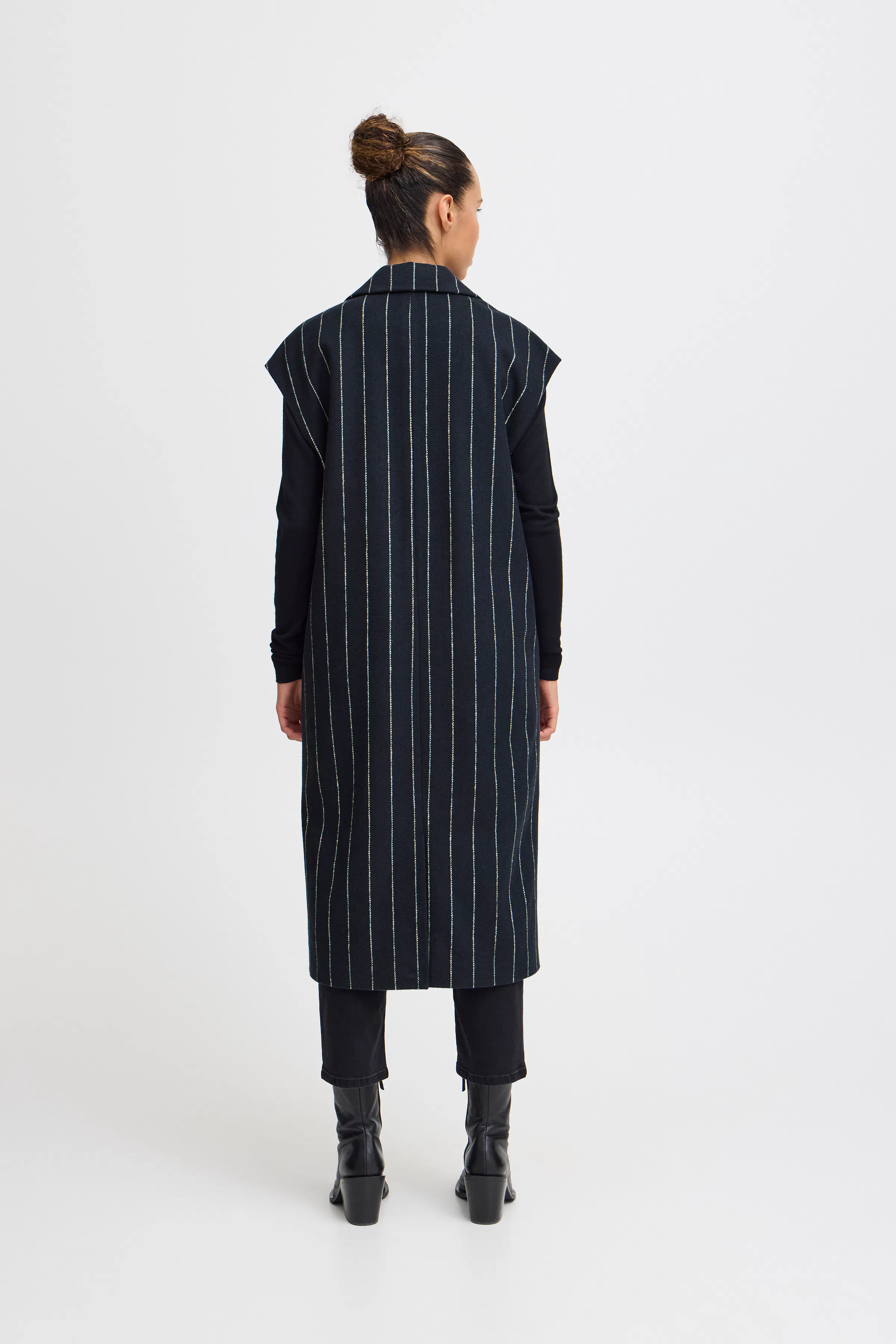IHJANNET Vest yttertøj LOOKBOOK BACK 20121868-194010