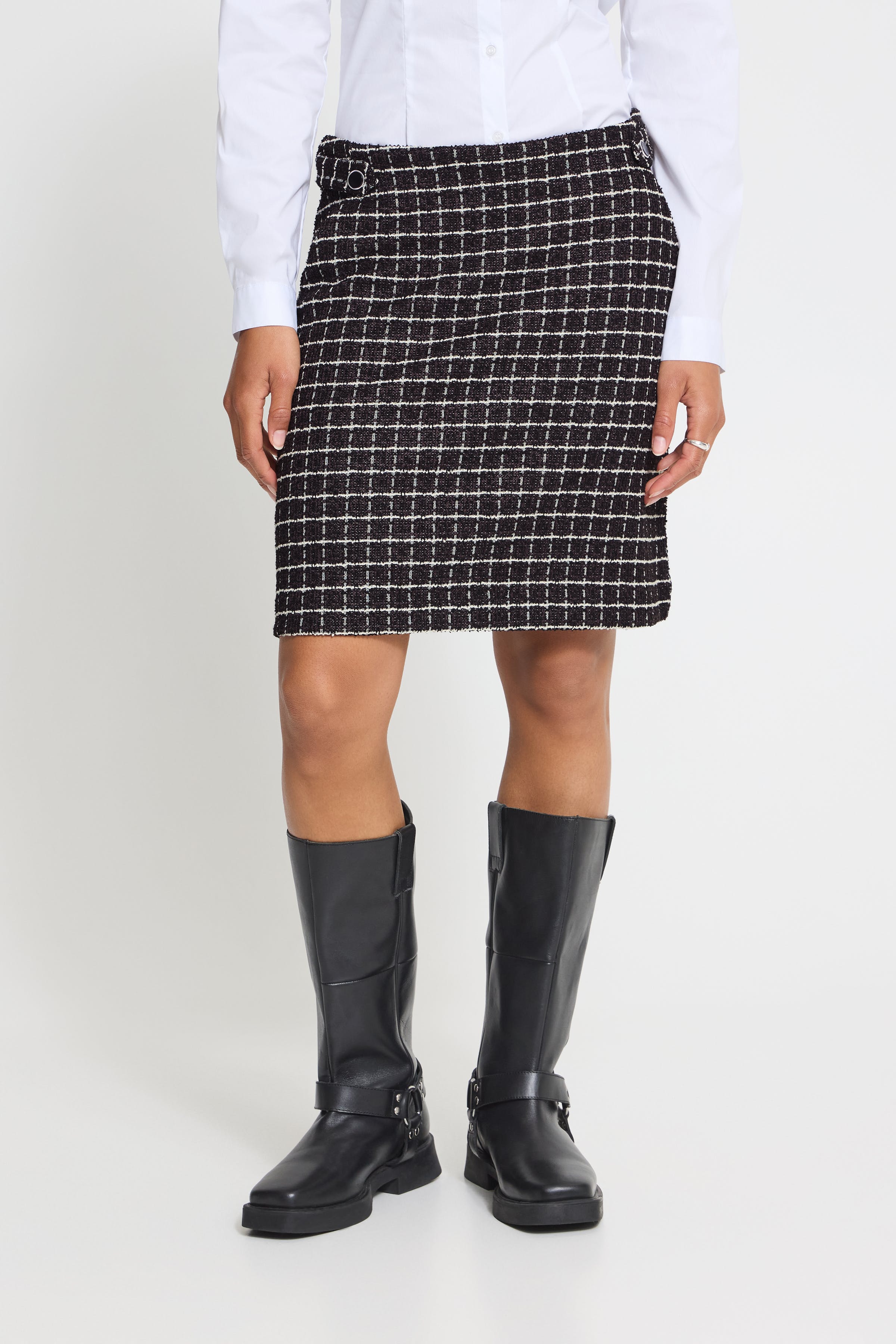 IHKATE Skjørt LOOKBOOK FRONT 20124275-900015740