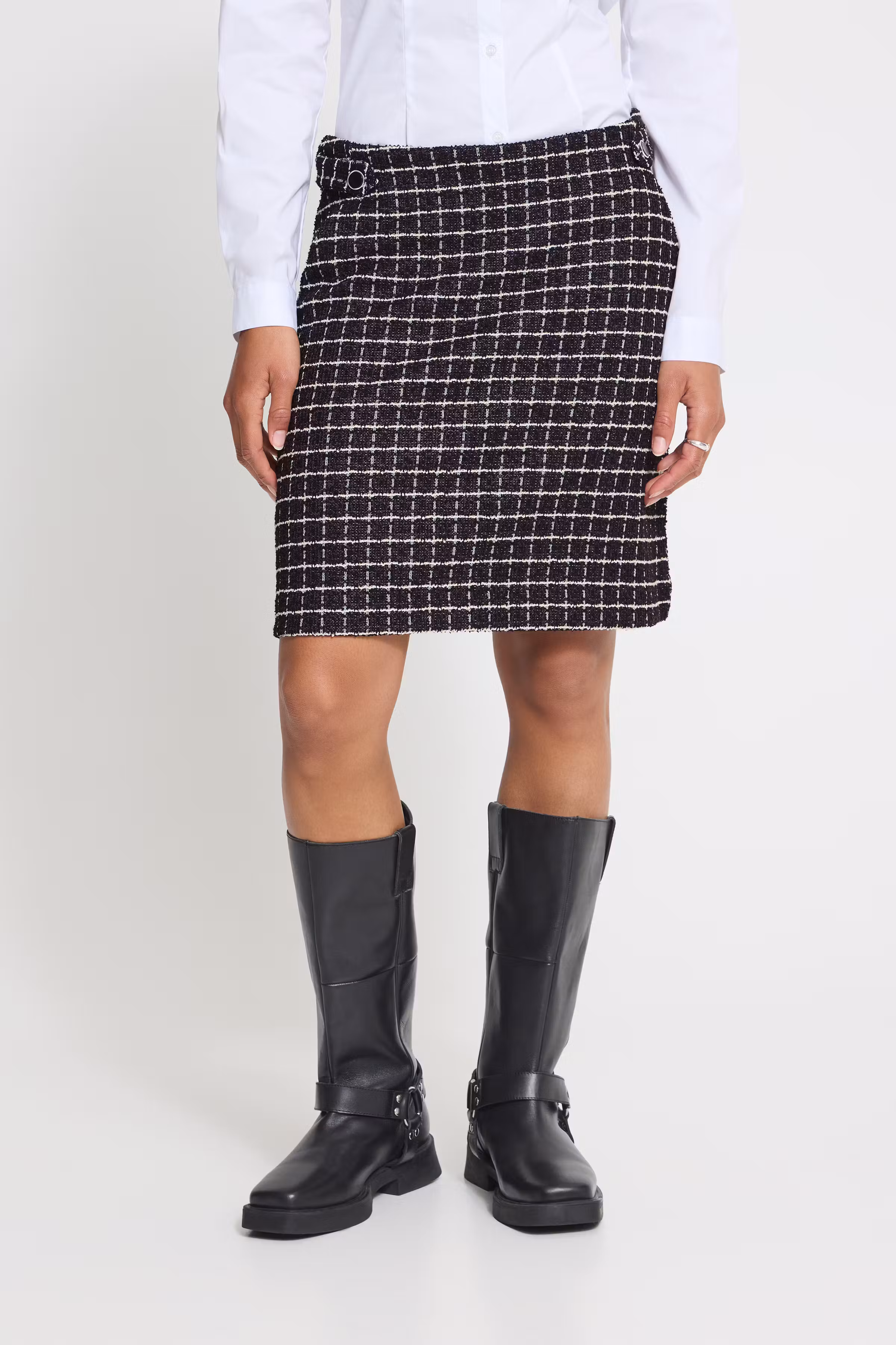IHKATE Skjørt LOOKBOOK FRONT 20124275-900015740