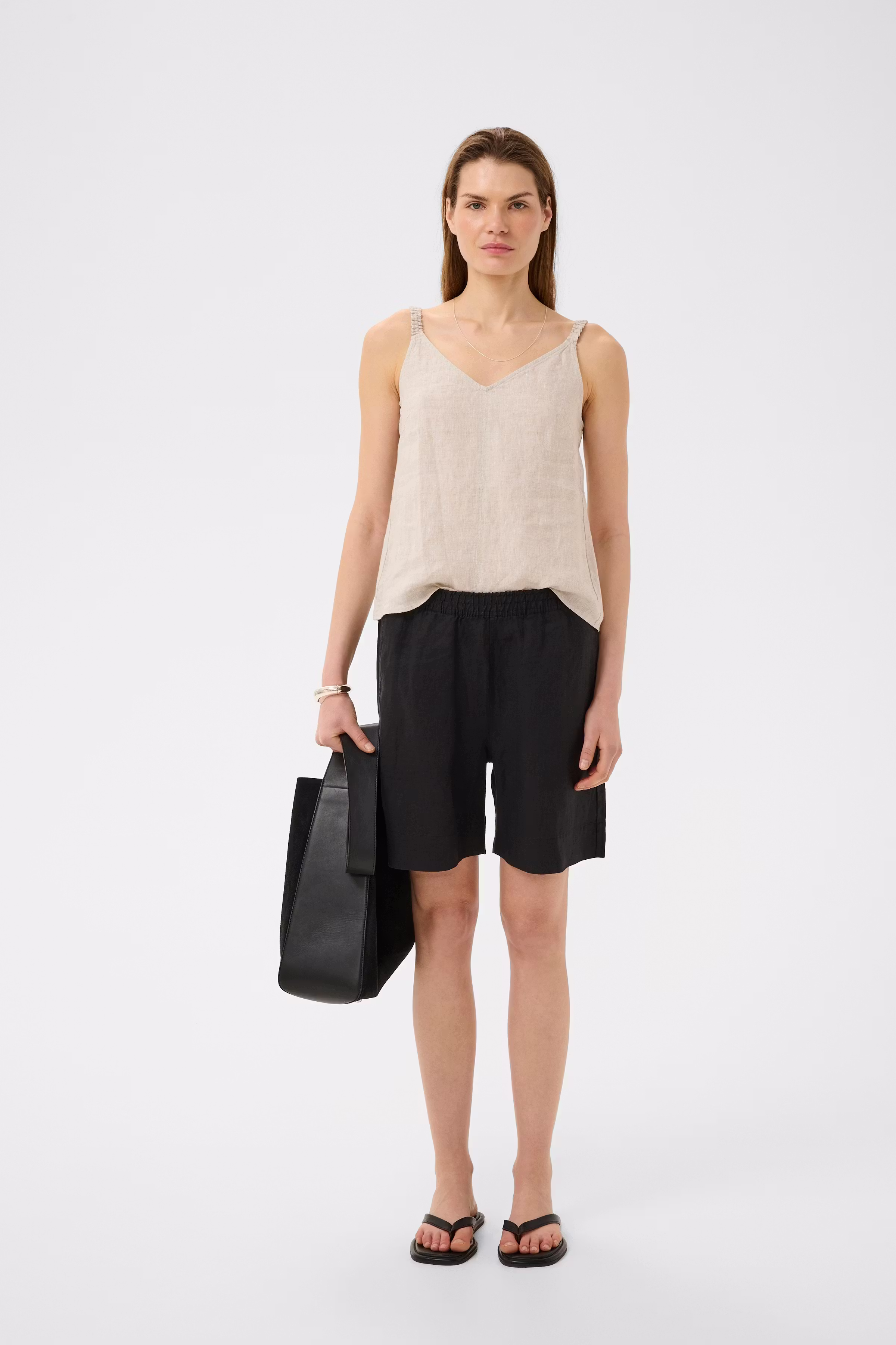 ELINORIW Shorts LOOKBOOK FRONT 30112545-194008