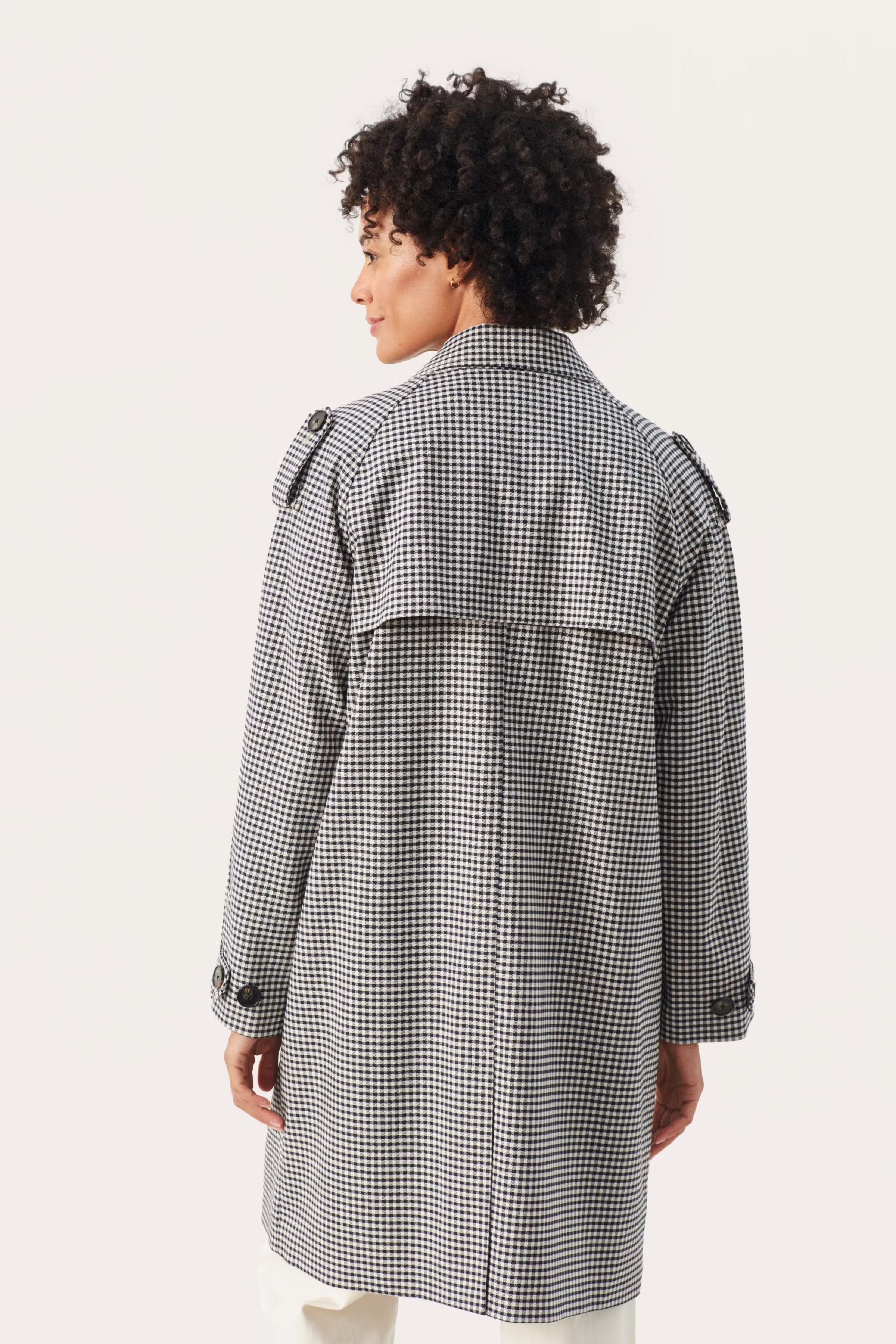 ErikaPW Kåpe LOOKBOOK BACK 30308249-302570