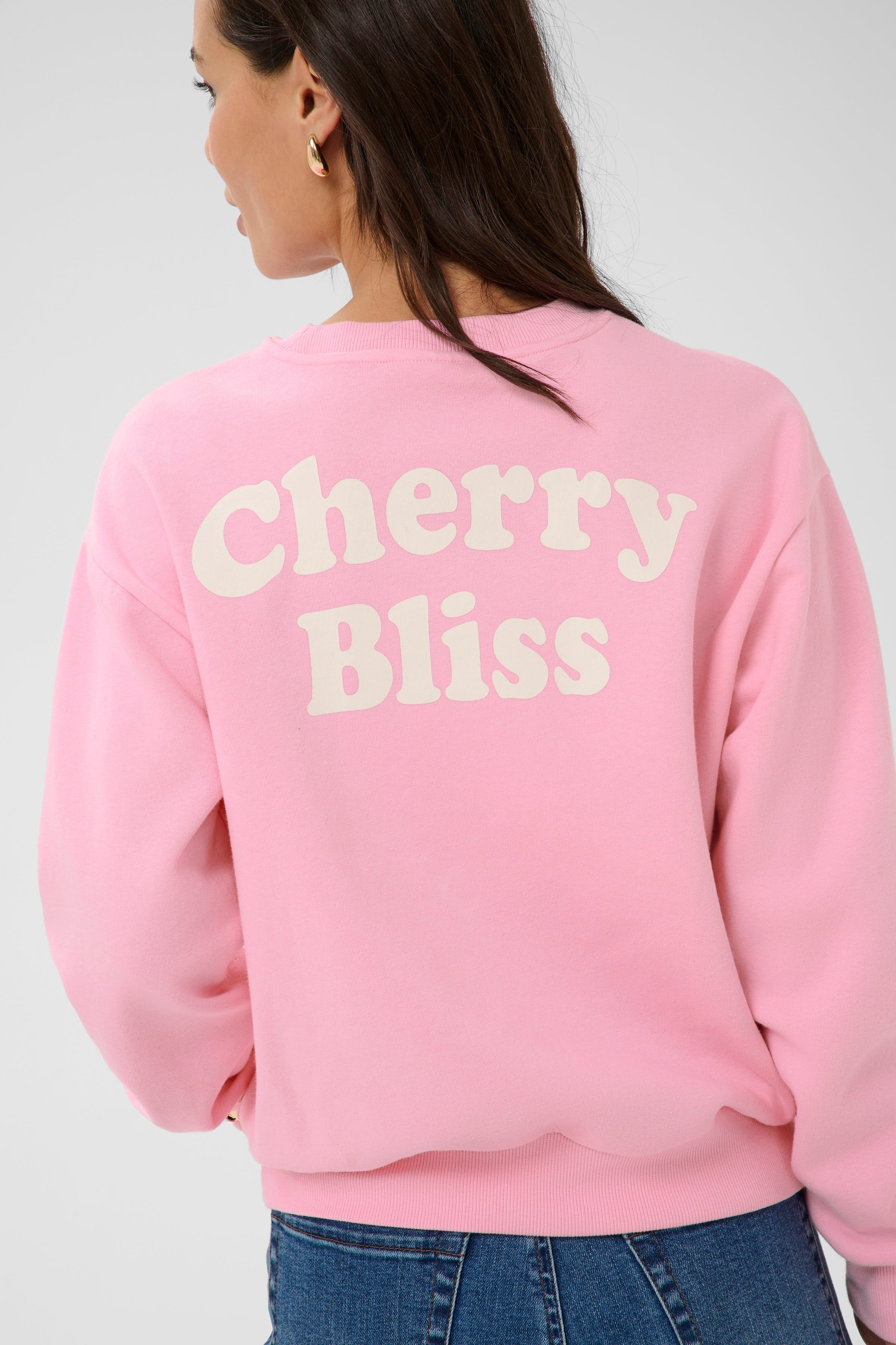 KAmelody Sweatshirt LOOKBOOK DETAIL 10511456-152218