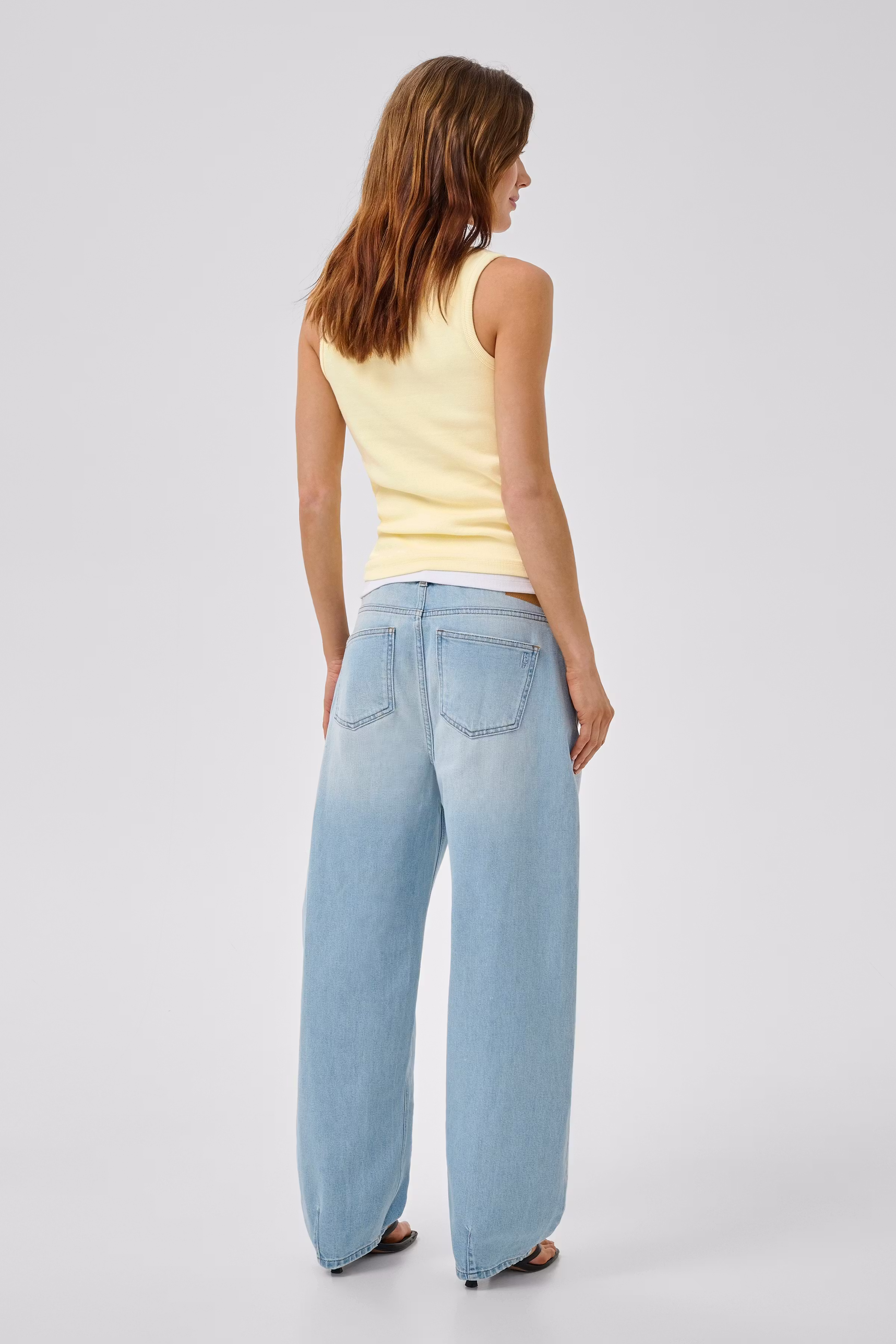 MWMandy Top LOOKBOOK BACK 10705558-110515