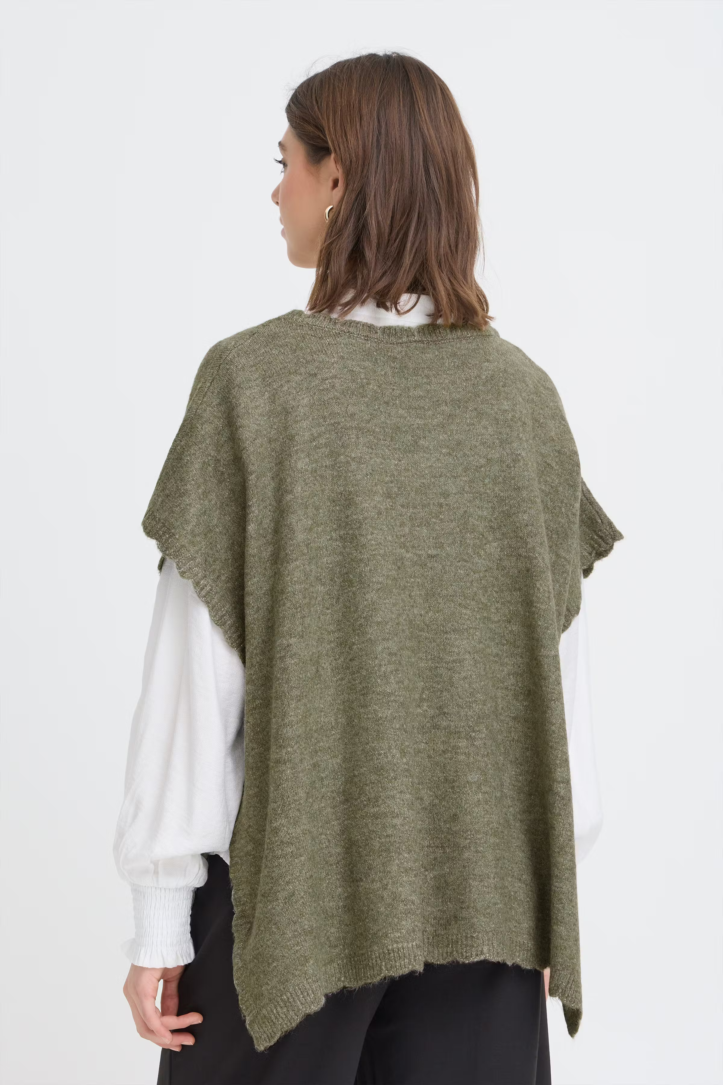 FRELISE Poncho LOOKBOOK BACK 20617676-180516