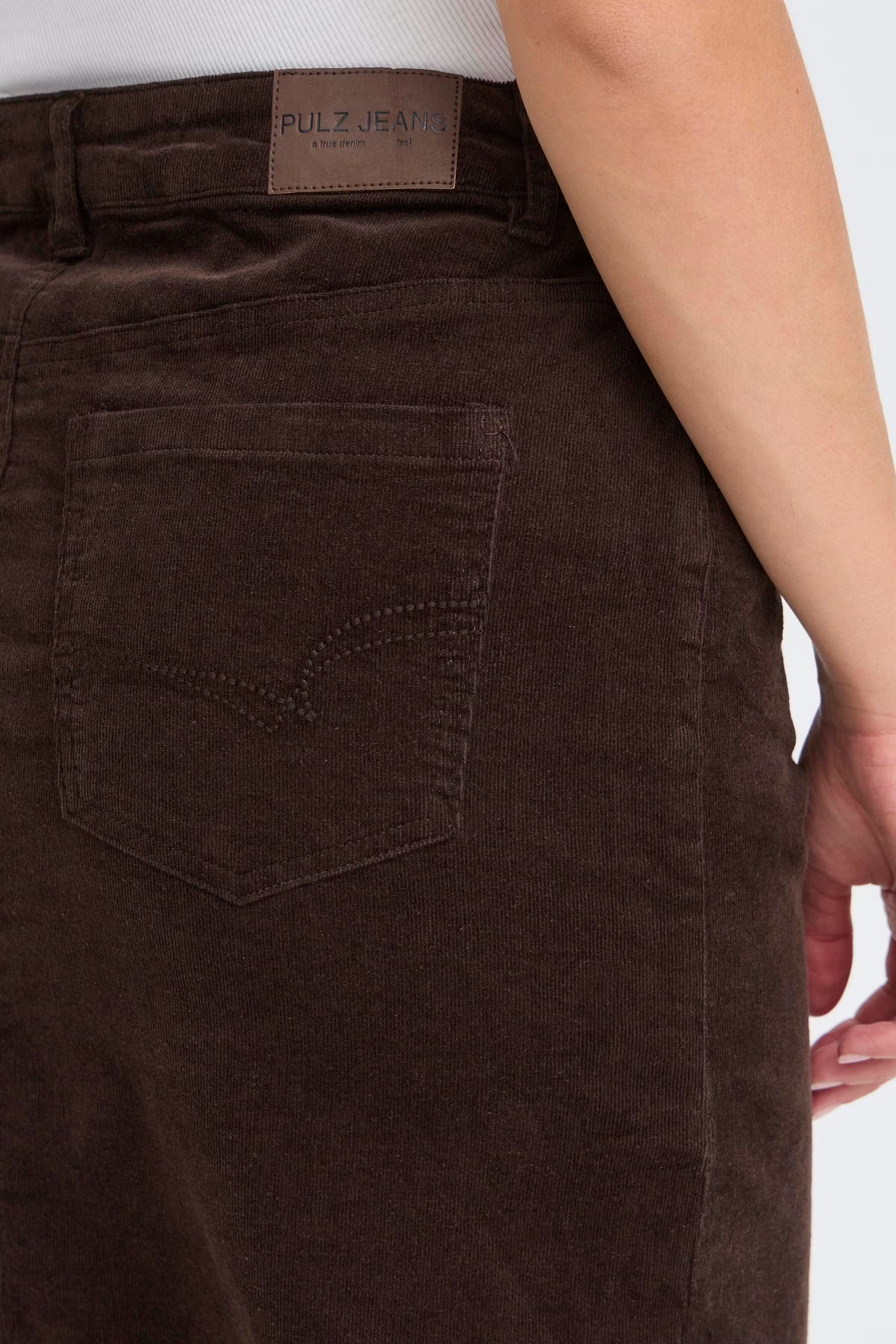 PZSALLY Skjørt LOOKBOOK DETAIL 50210076-191103