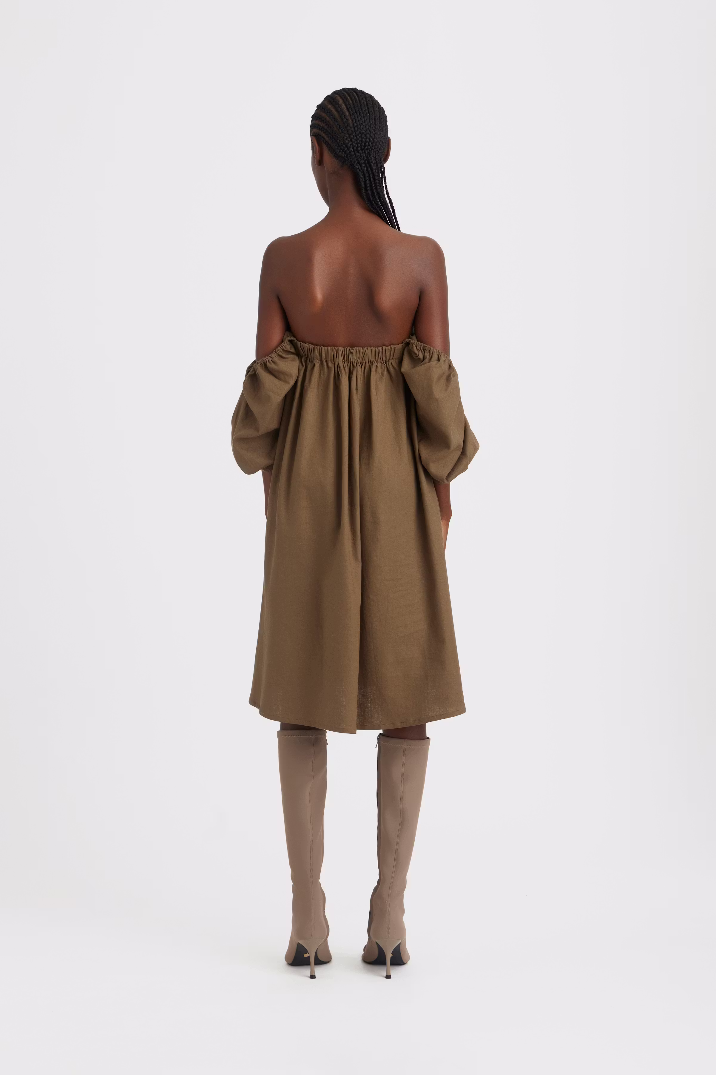 LizaGZ Kleid aus Leinen LOOKBOOK BACK 10909293-180615