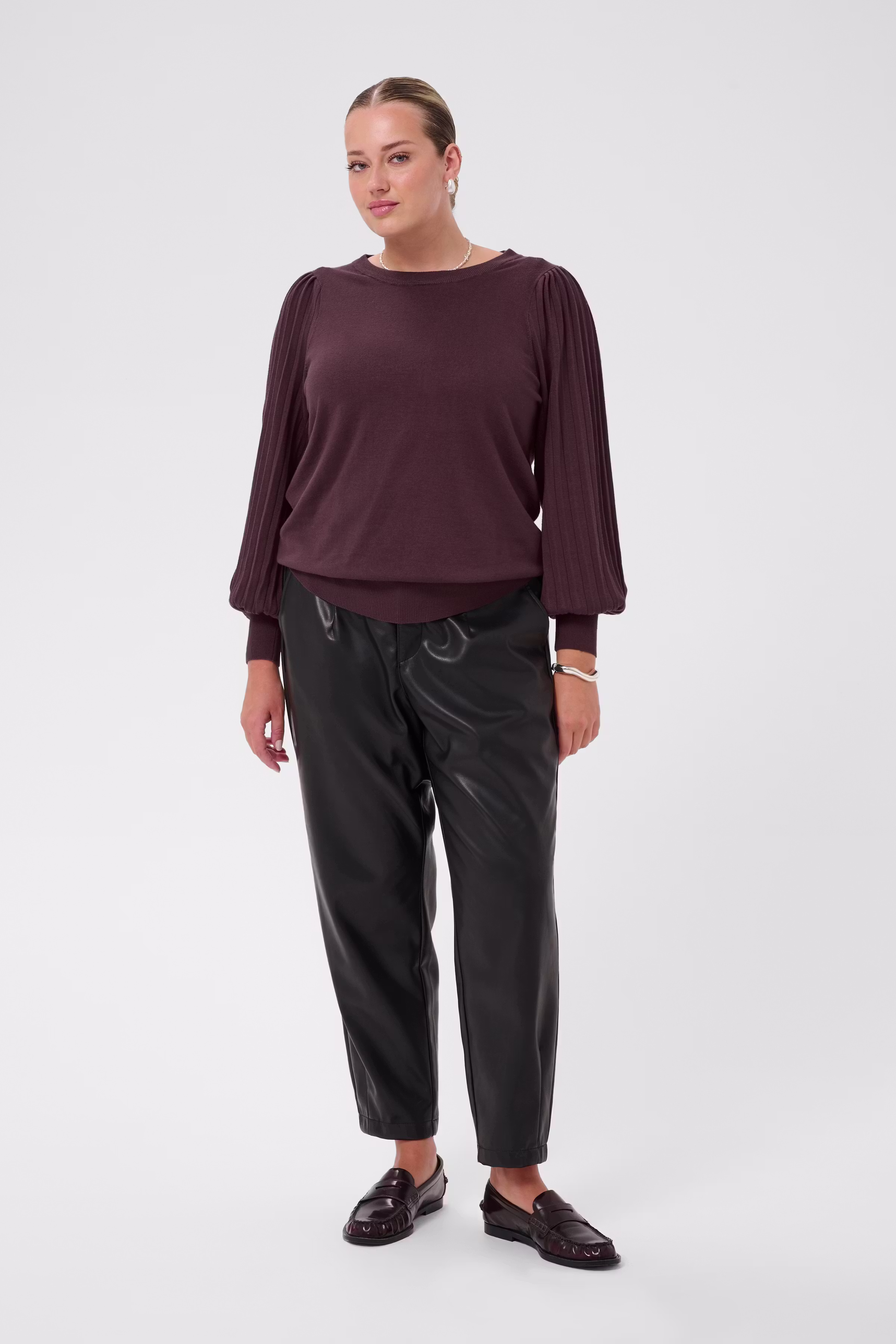 KCloni Pullover LOOKBOOK FRONT 10581811-191619