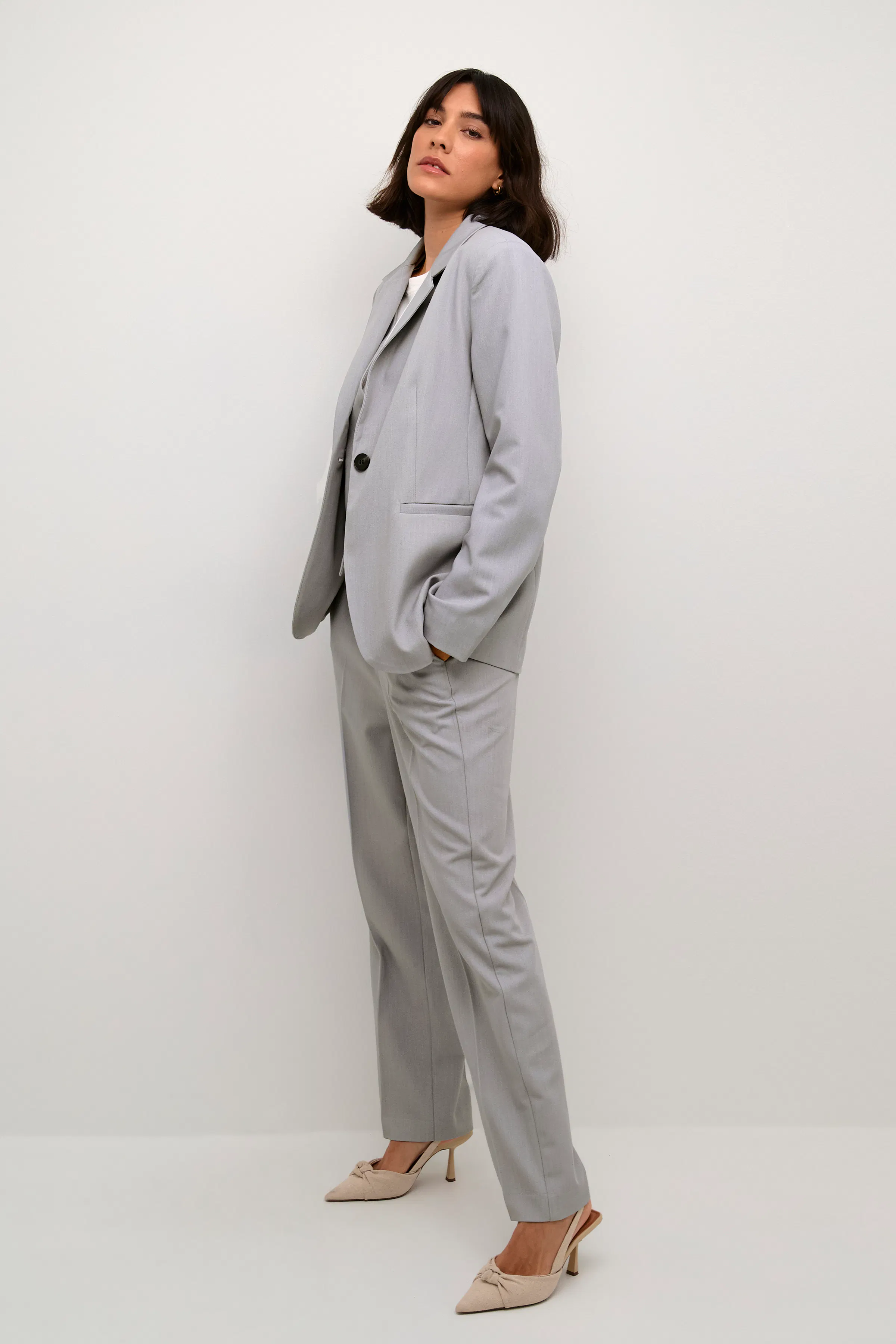 KAsakura Blazer LOOKBOOK FRONT 10506684-100123