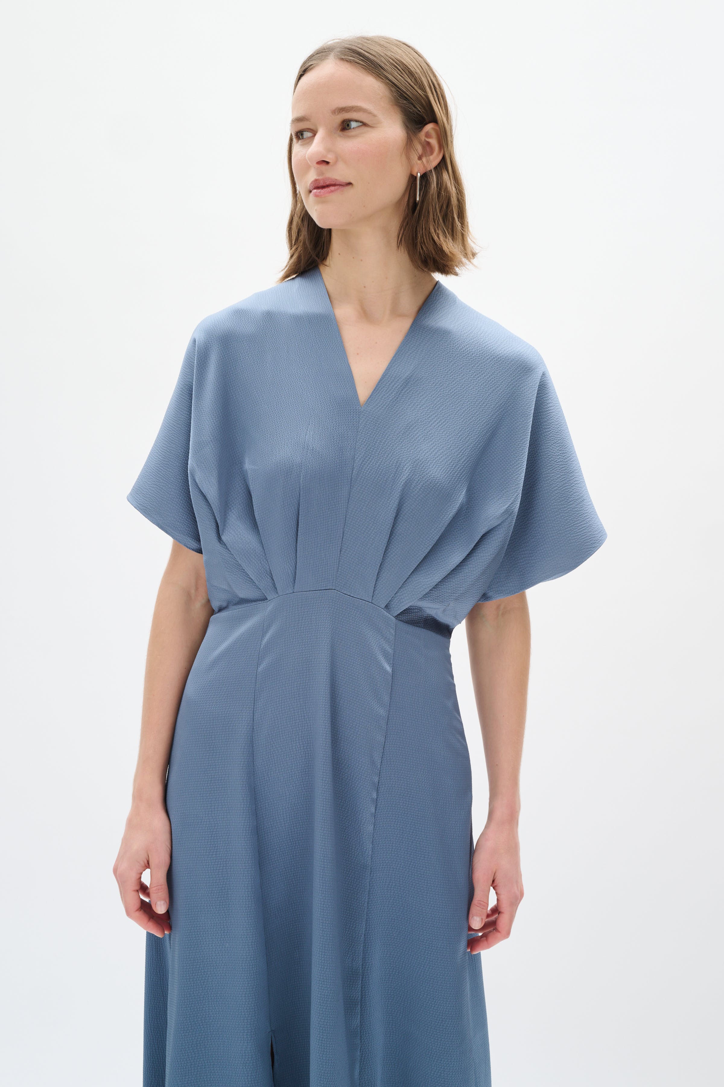 SuzkyIW Dress LOOKBOOK FRONT 30110792-183916