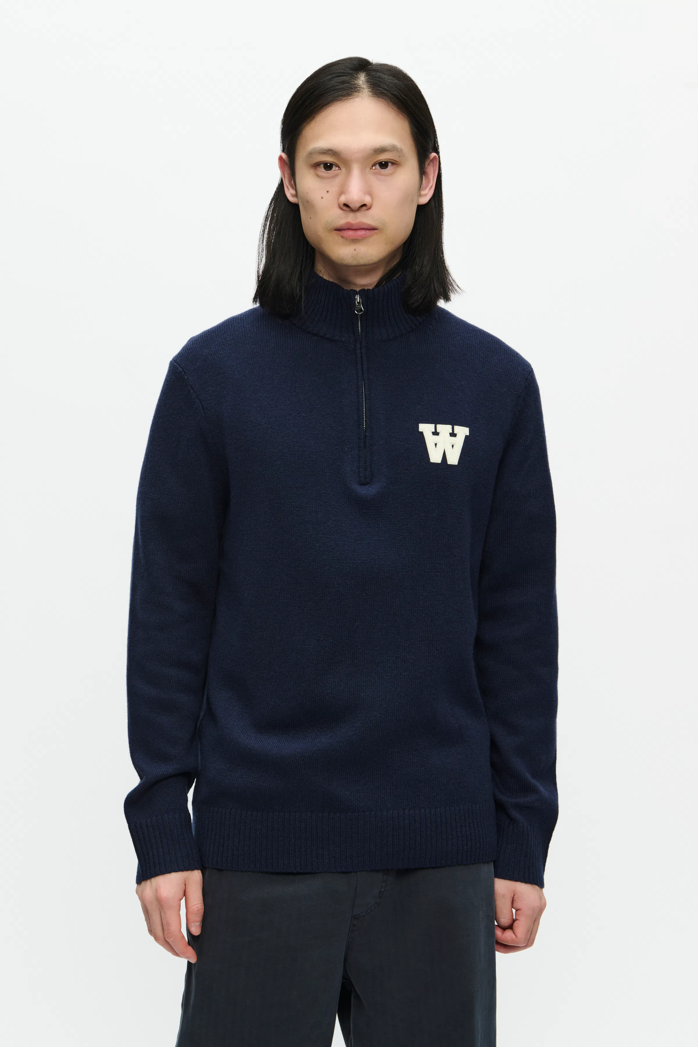 WWTay Sweatshirt LOOKBOOK FRONT 30251854-194011