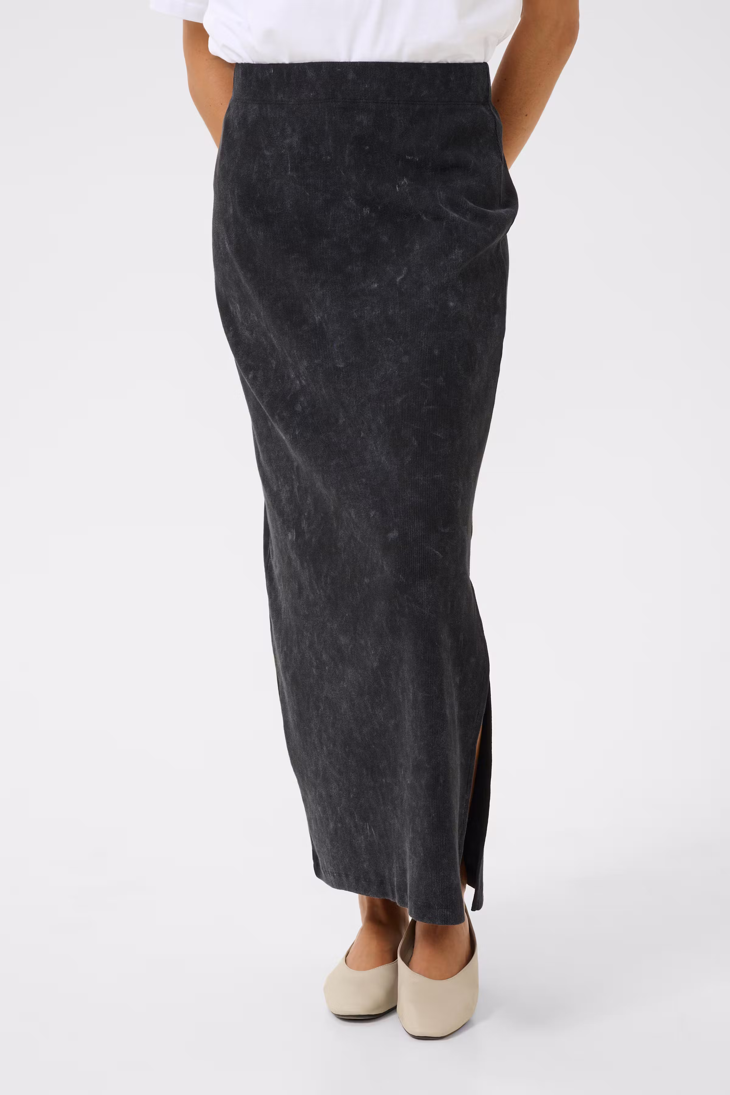 KAdodal Skirt LOOKBOOK FRONT 10509880-107404