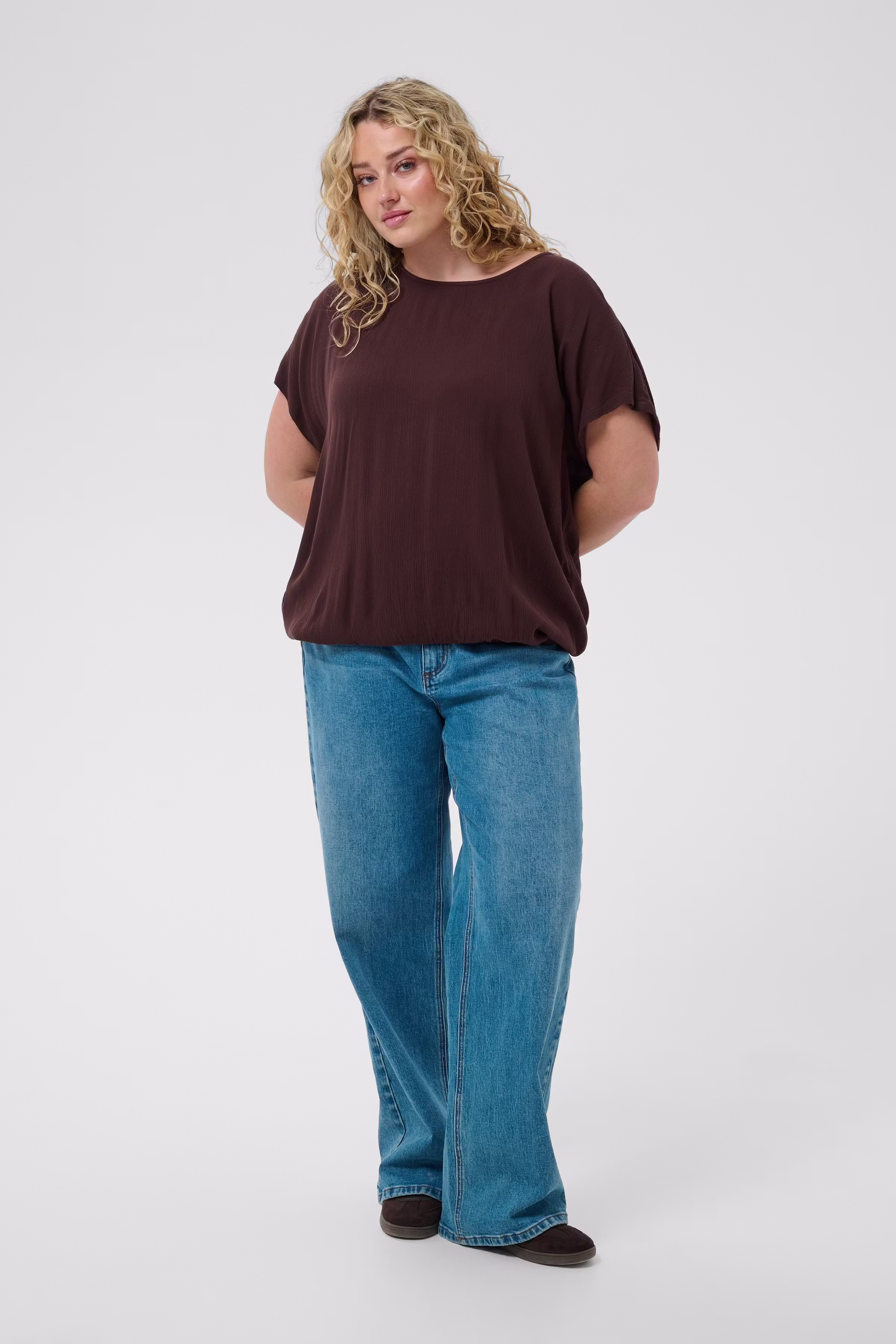 KCami Blouse LOOKBOOK FRONT 10580267-190915