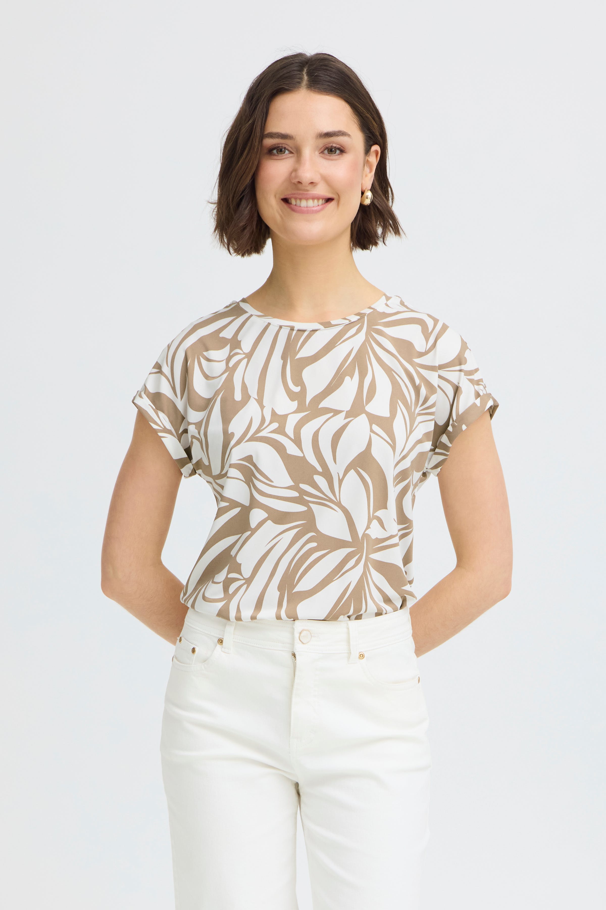 FRSEEN T-shirt LOOKBOOK FRONT 20610634-900006094