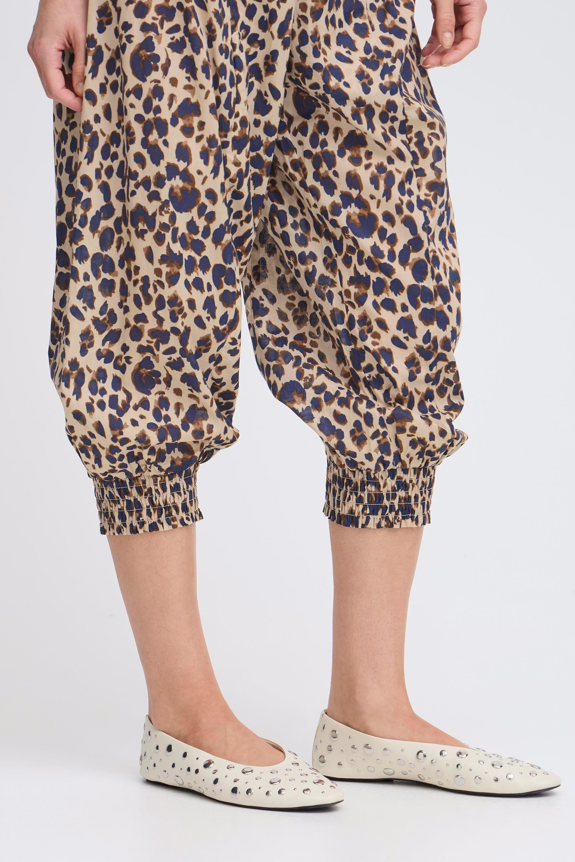 PZJILL Trousers LOOKBOOK DETAIL 50200339-202010