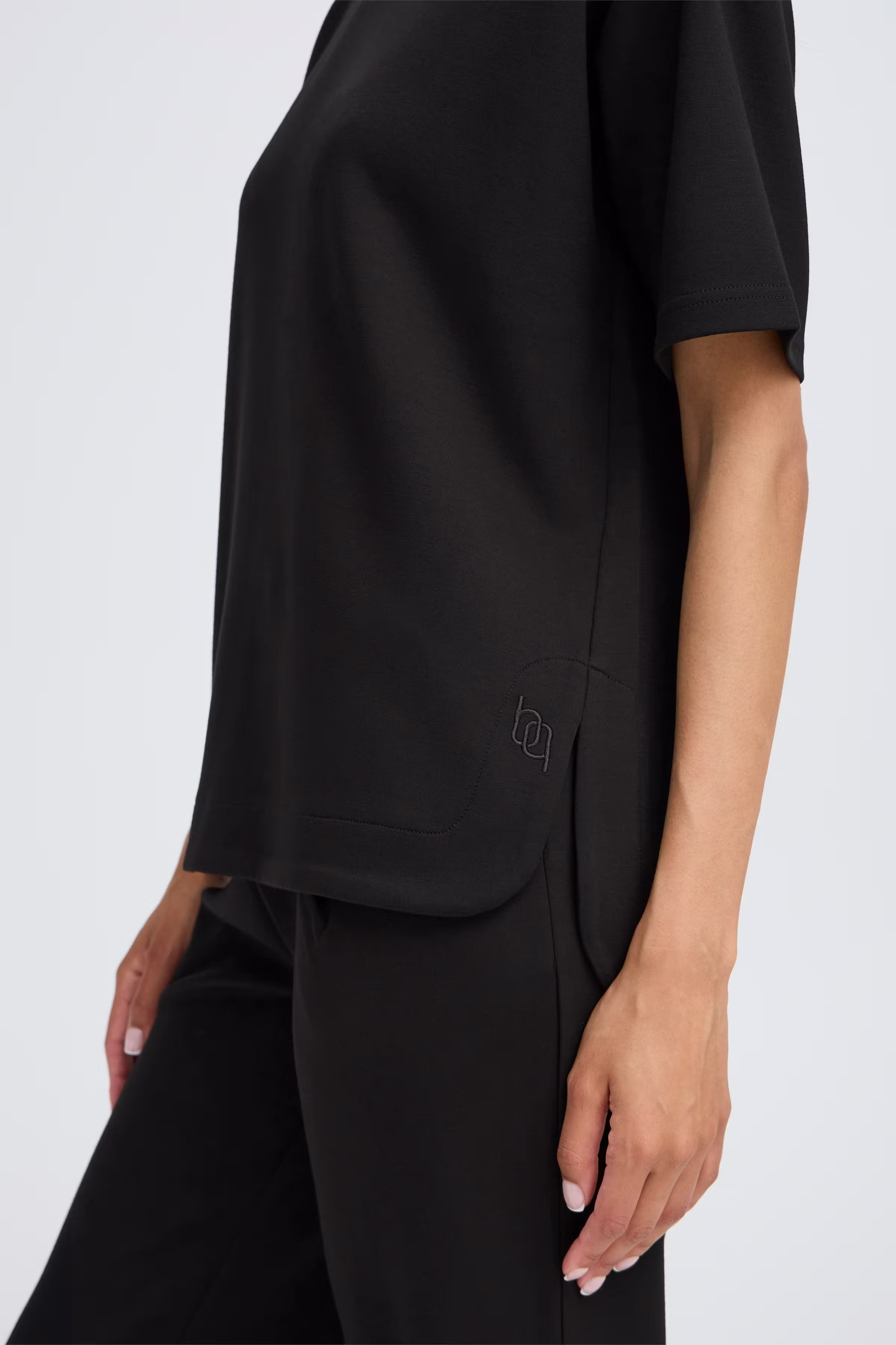 BYPUSTI T-shirt LOOKBOOK DETAIL 20818048-194008