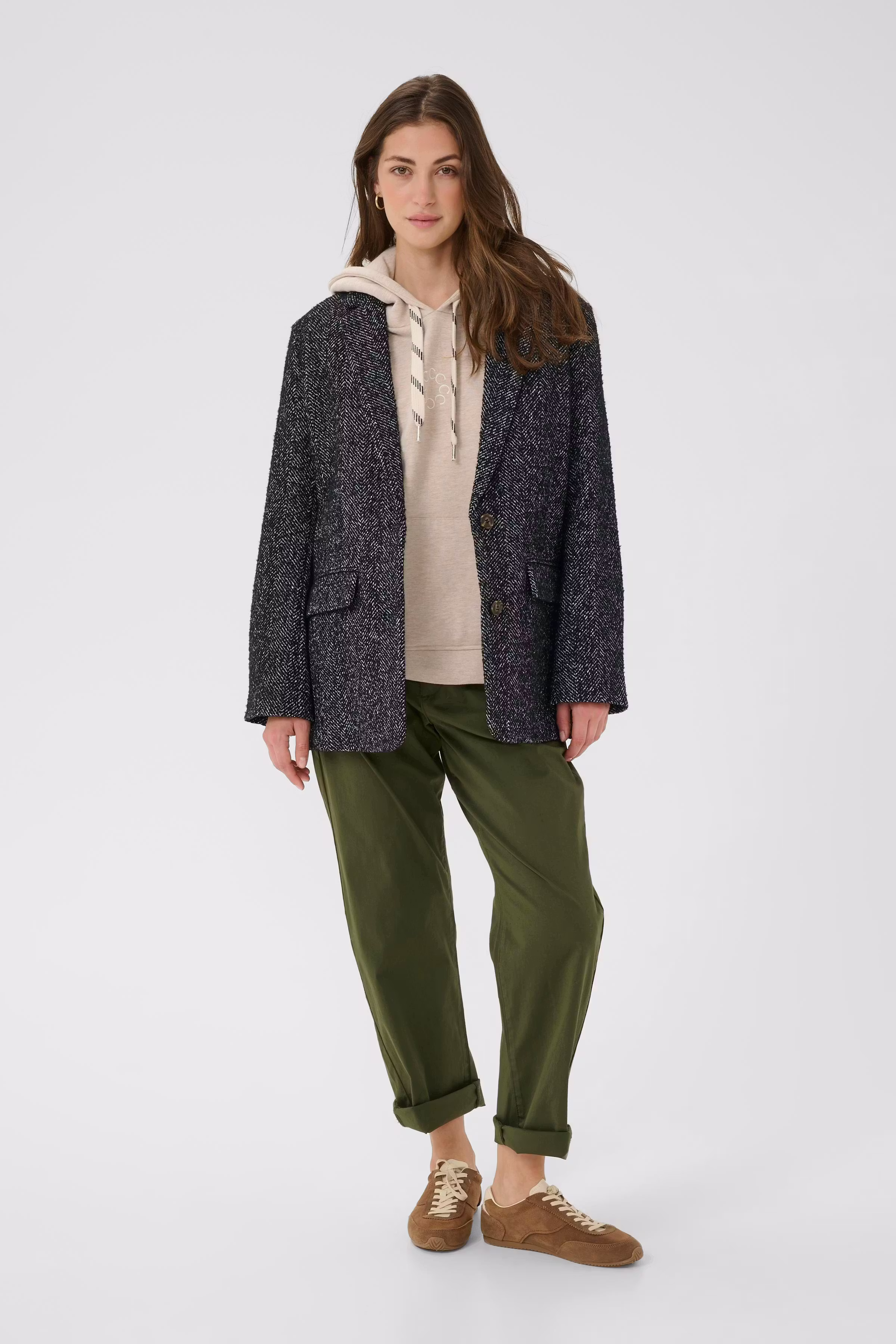 CROlina Blazer LOOKBOOK FRONT 10614144-108333