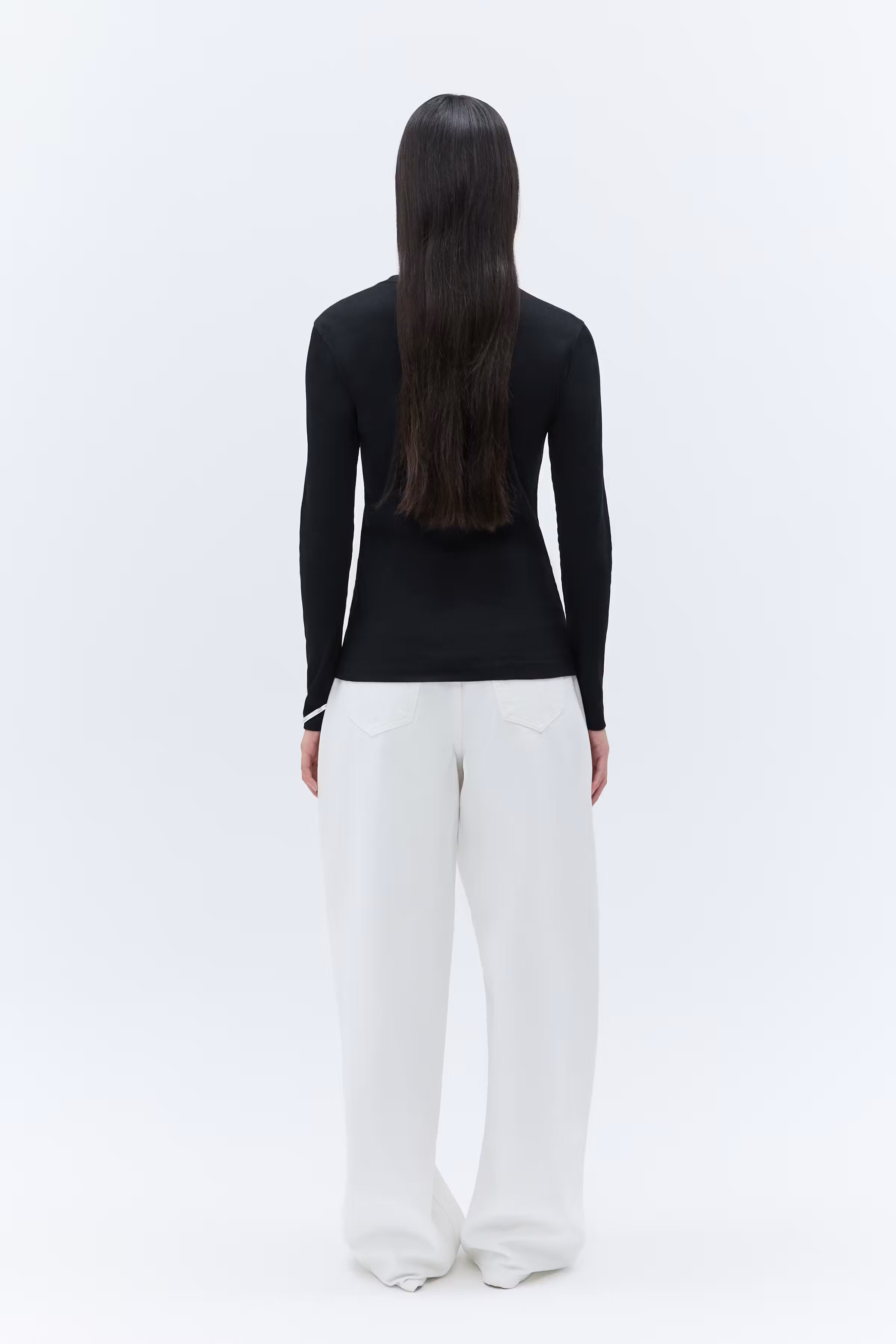 IOKOLLINA T-shirt LOOKBOOK BACK 30600544-BK999