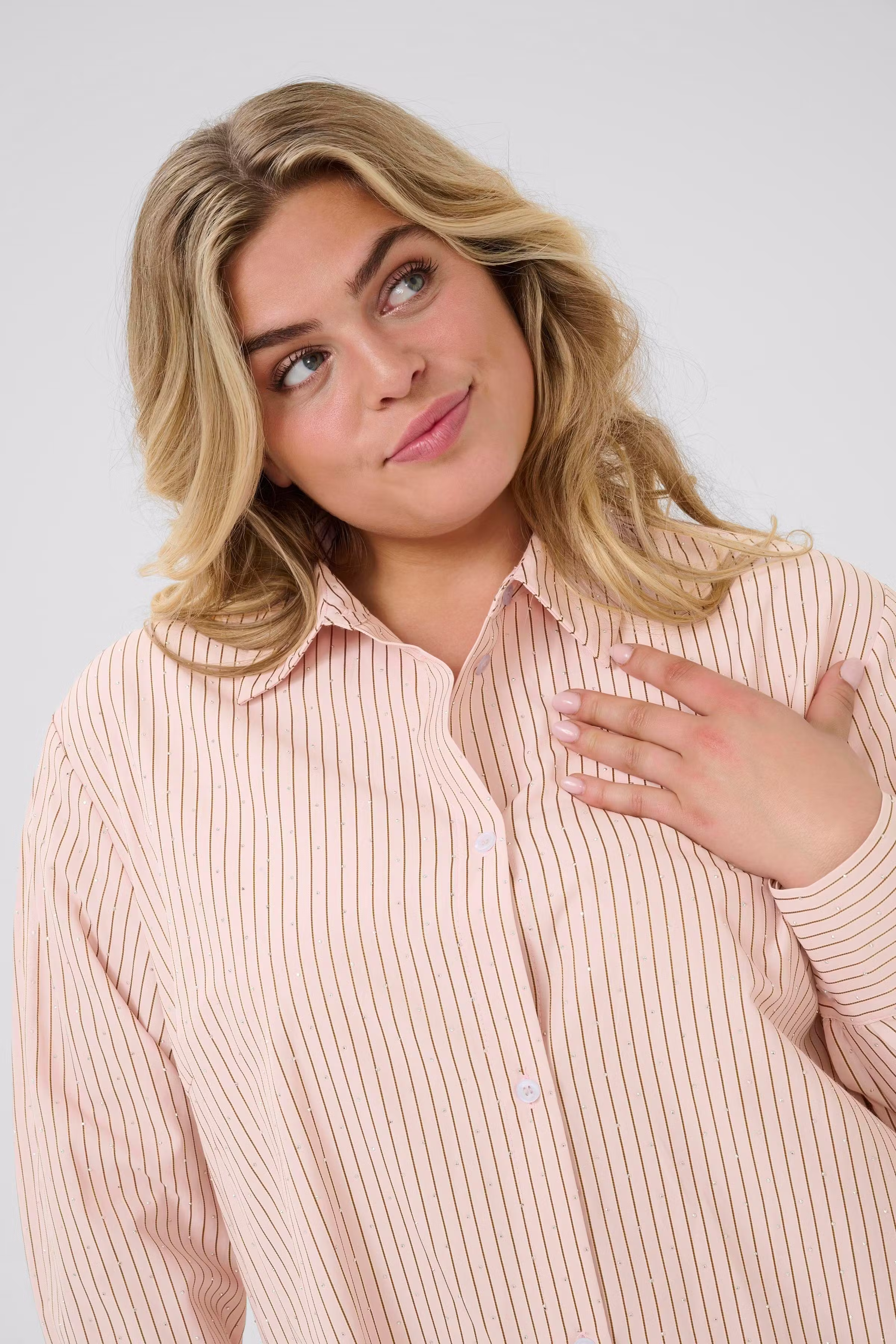 KCvicta Hemd LOOKBOOK DETAIL 10583587-108233