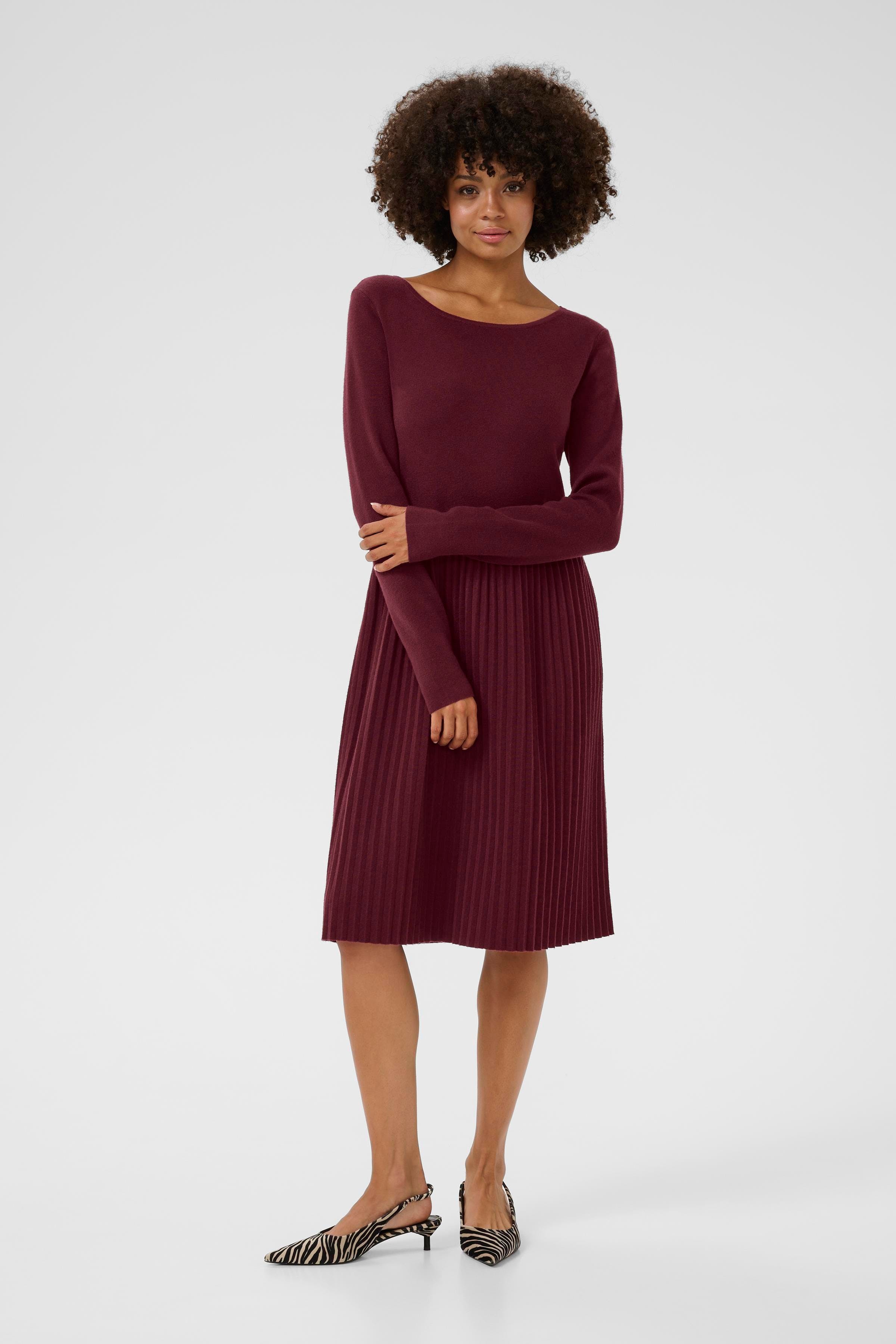 CUluci Stickad klänning LOOKBOOK FRONT 50111749-191522