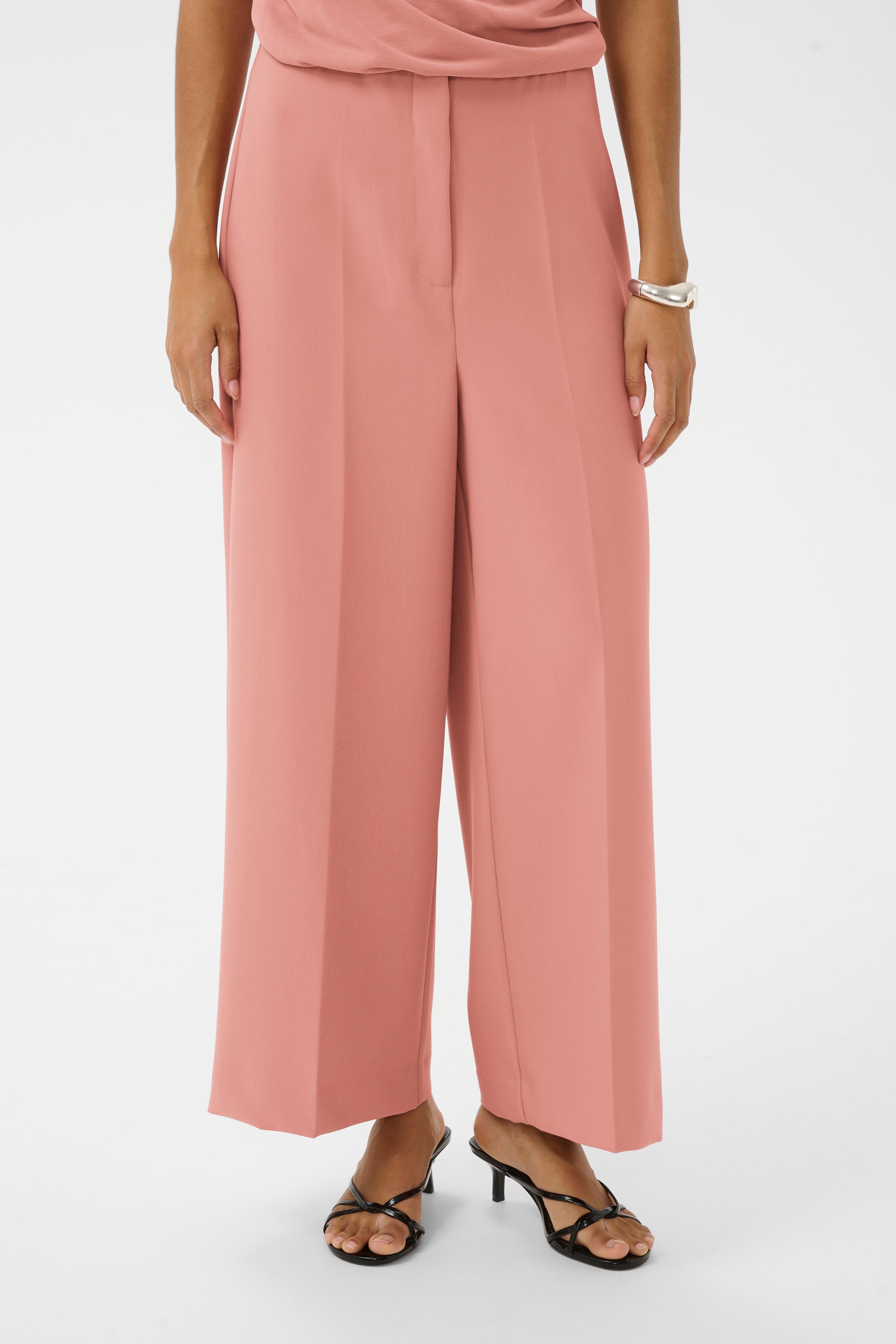 SLCorinne Cropped Bukser LOOKBOOK FRONT 30407013-171514