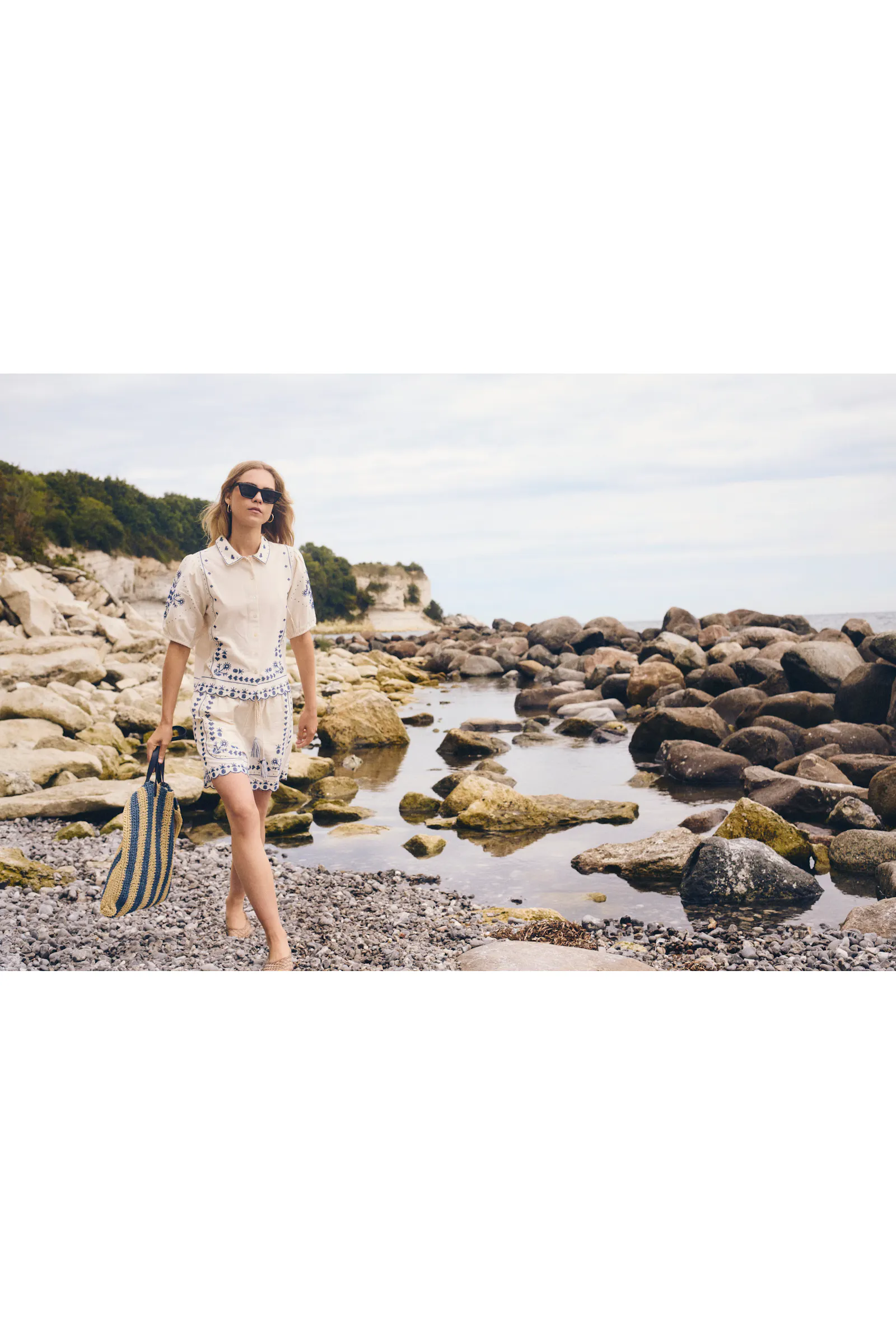 RomelleSZ Shorts LOCATION NONE 30515082-125202